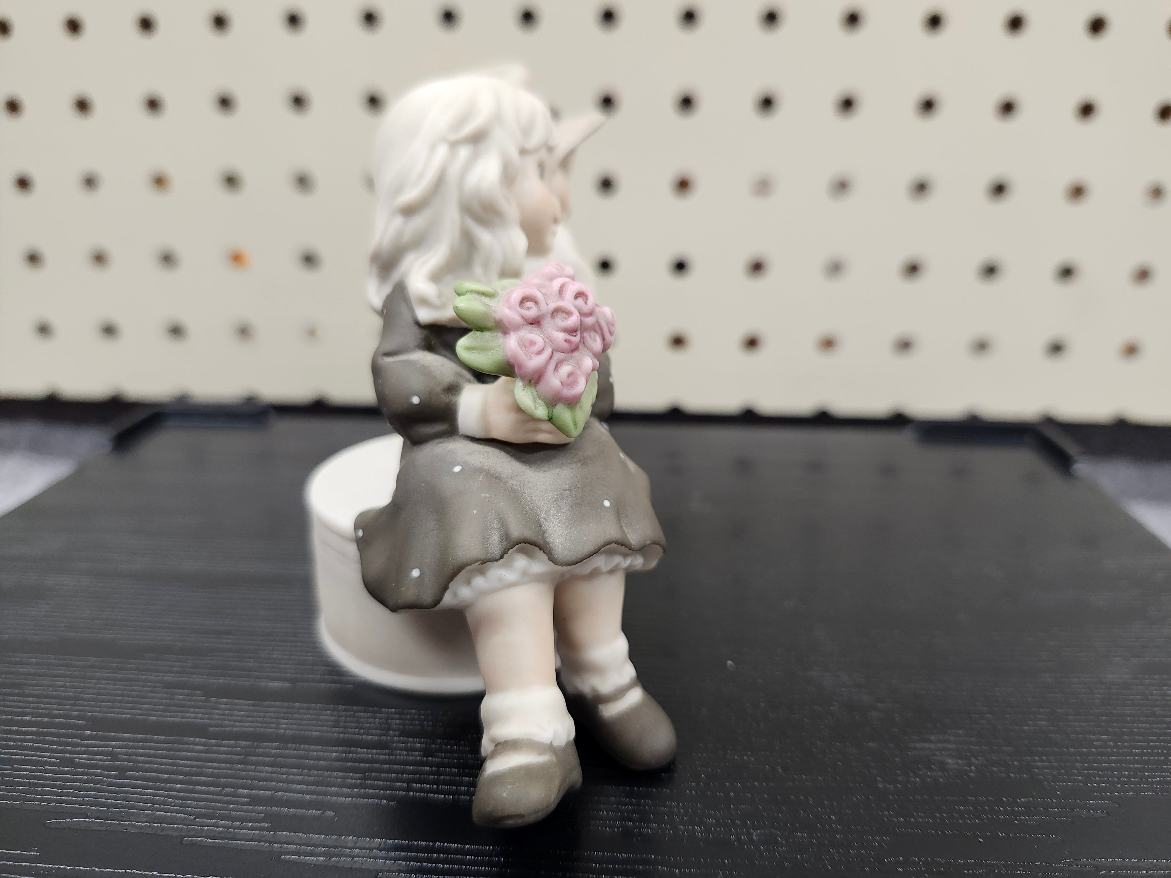 Figurine