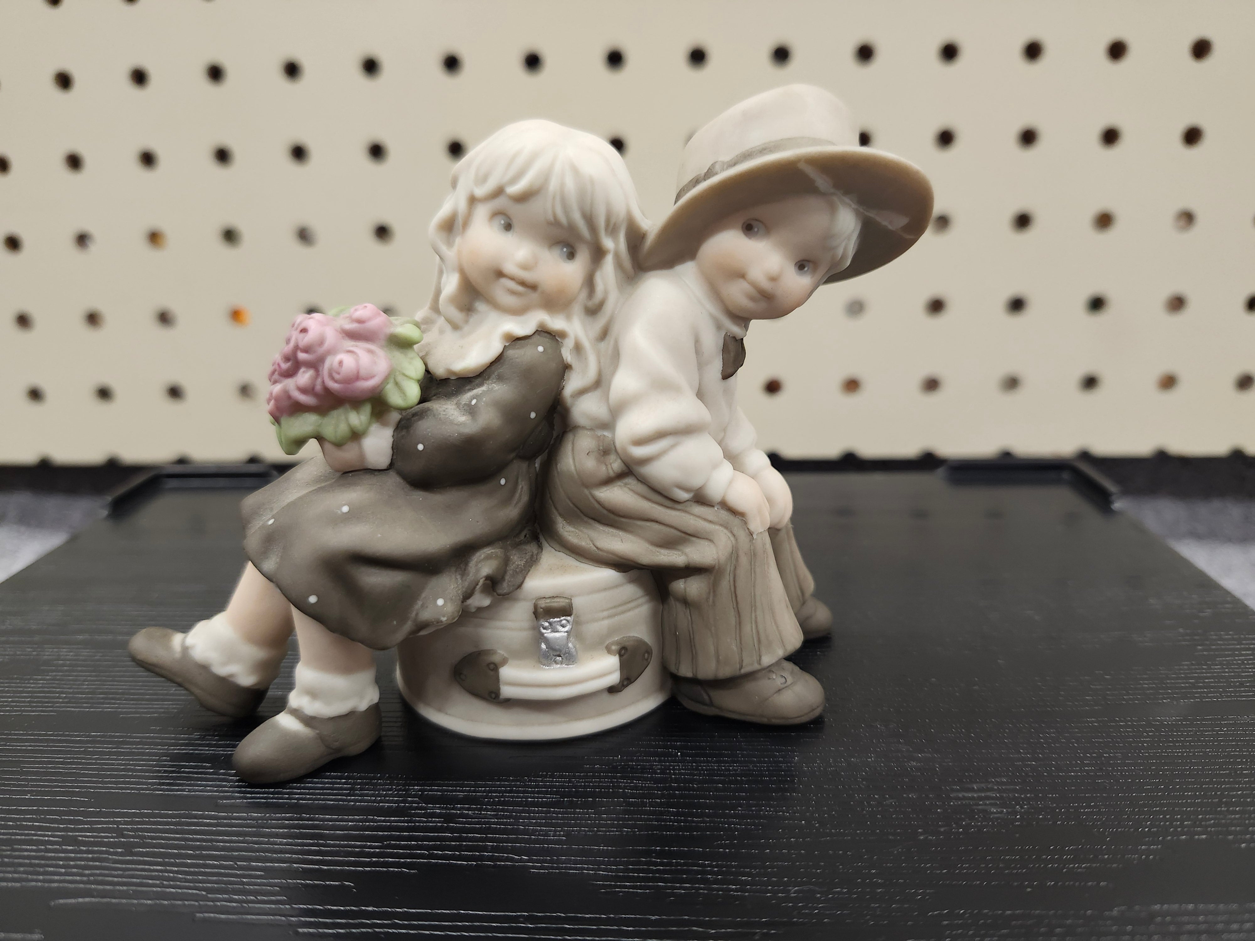 Figurine