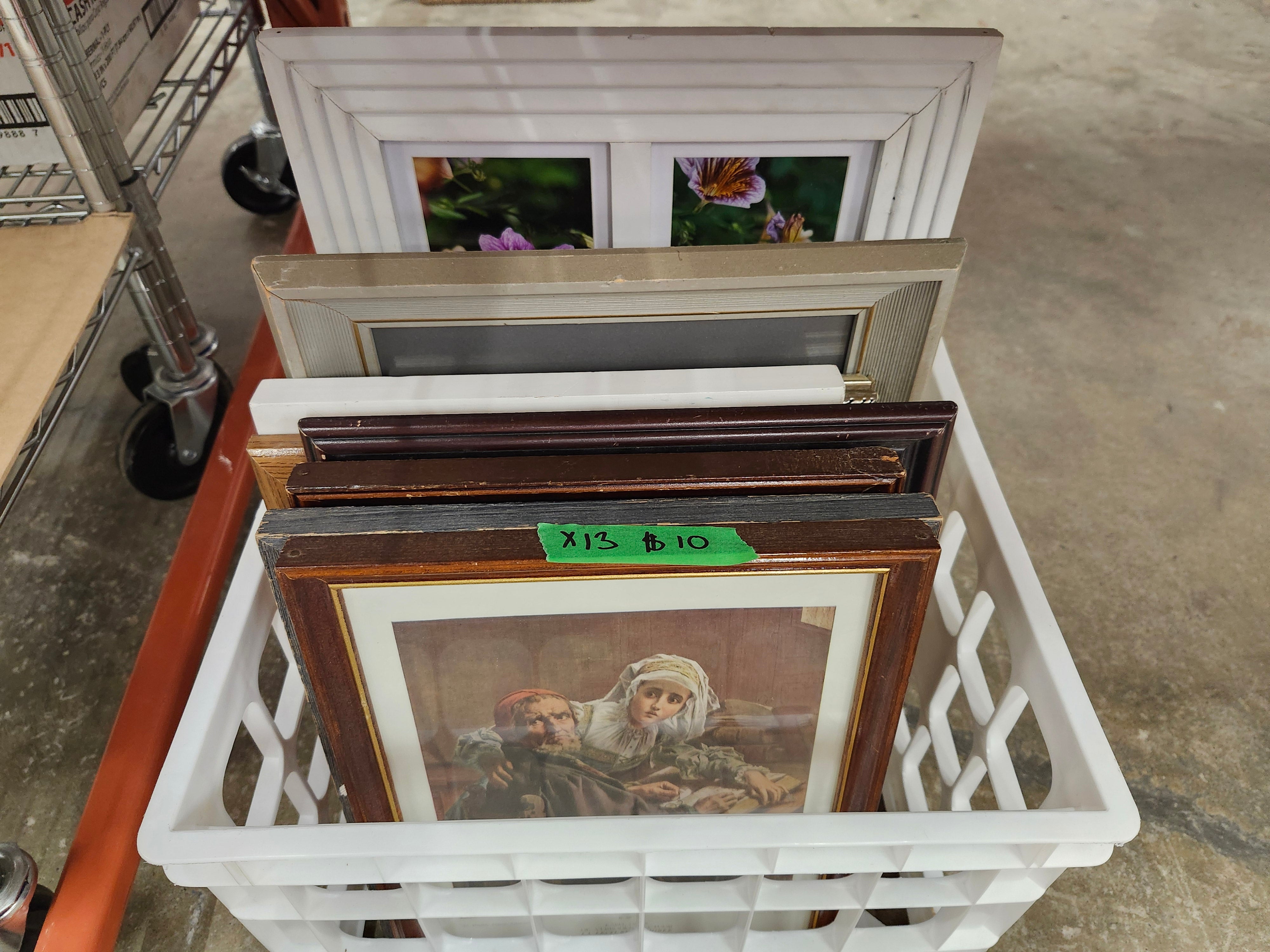 X13 Wall art / picture frames