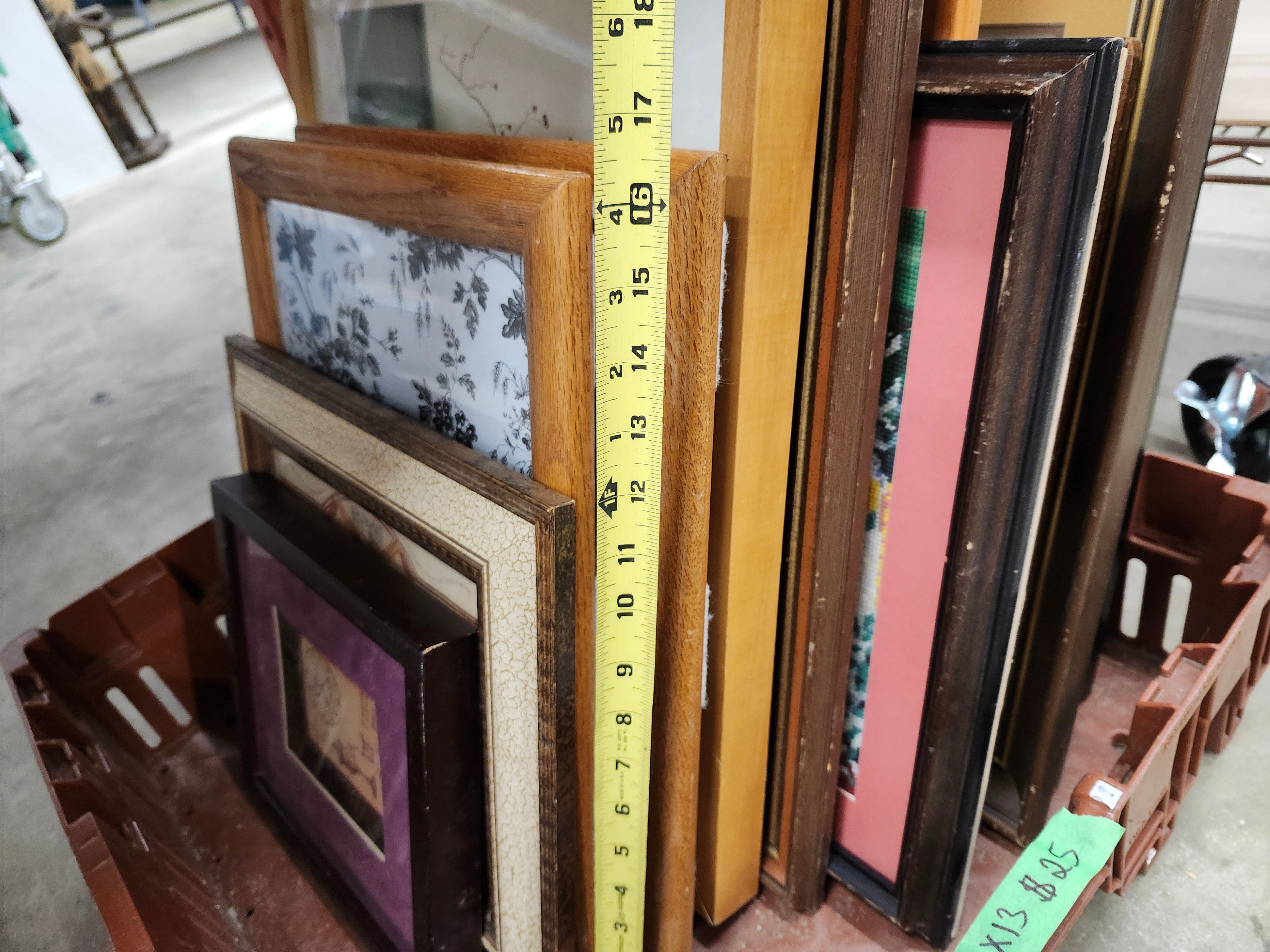 X13 Wall / picture frames