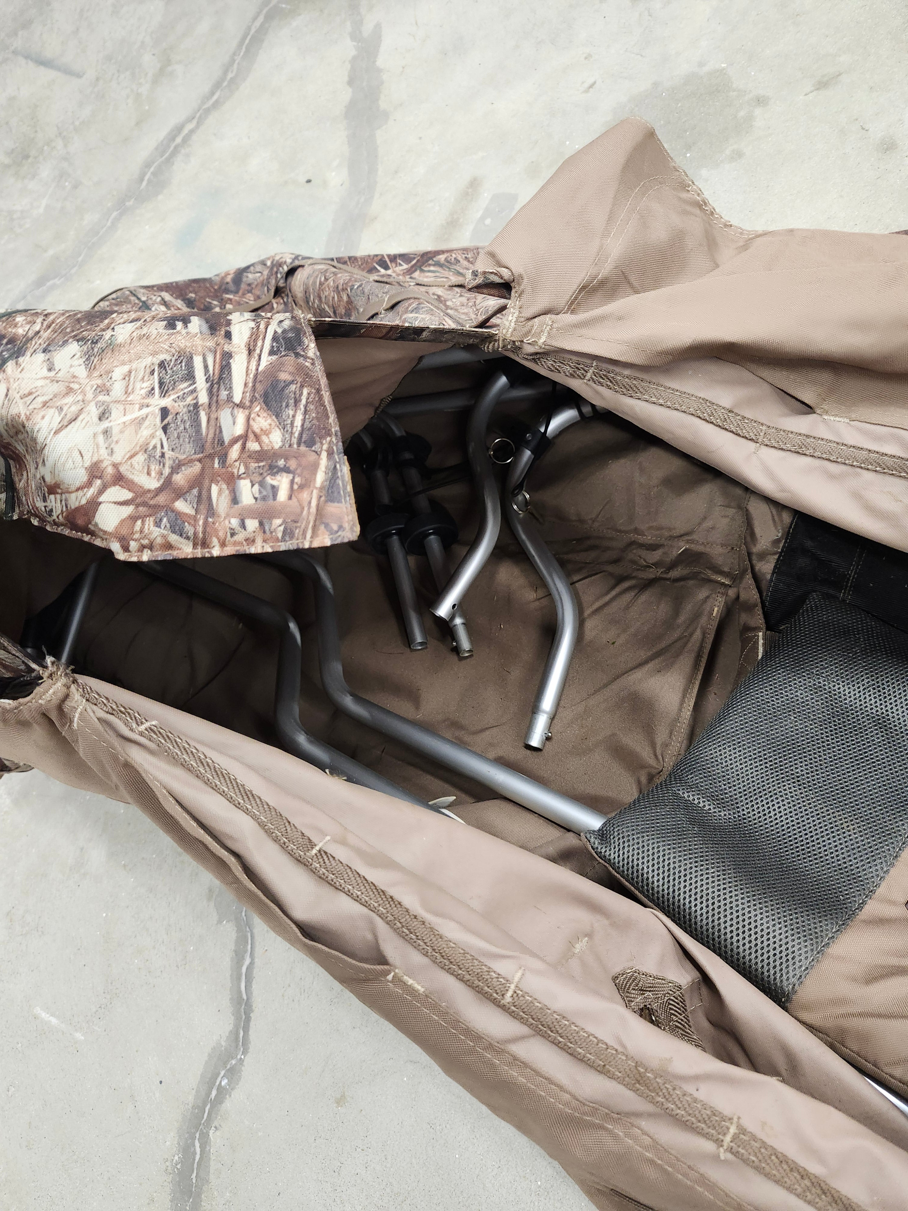 Hunting tent
