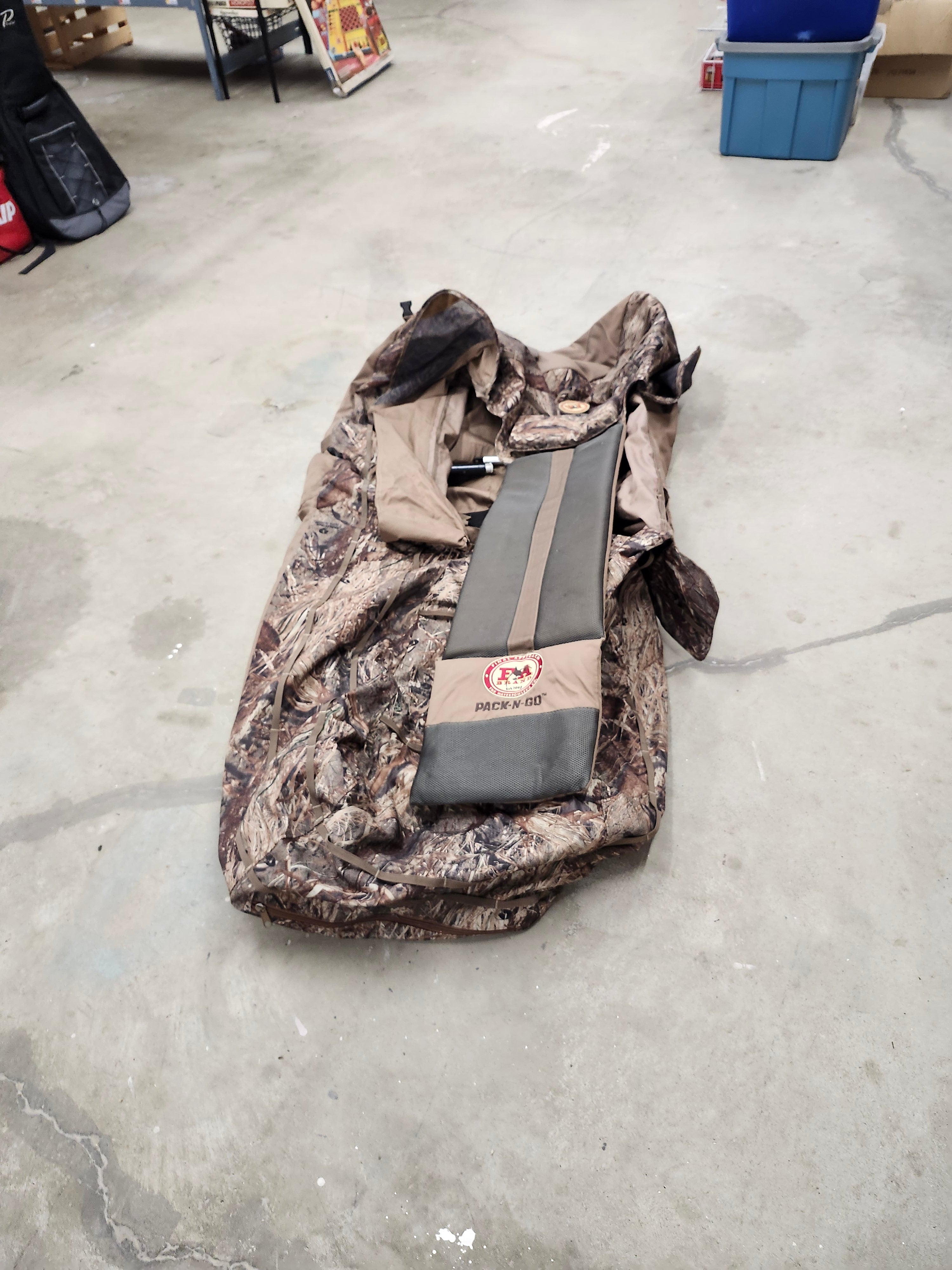 Hunting tent