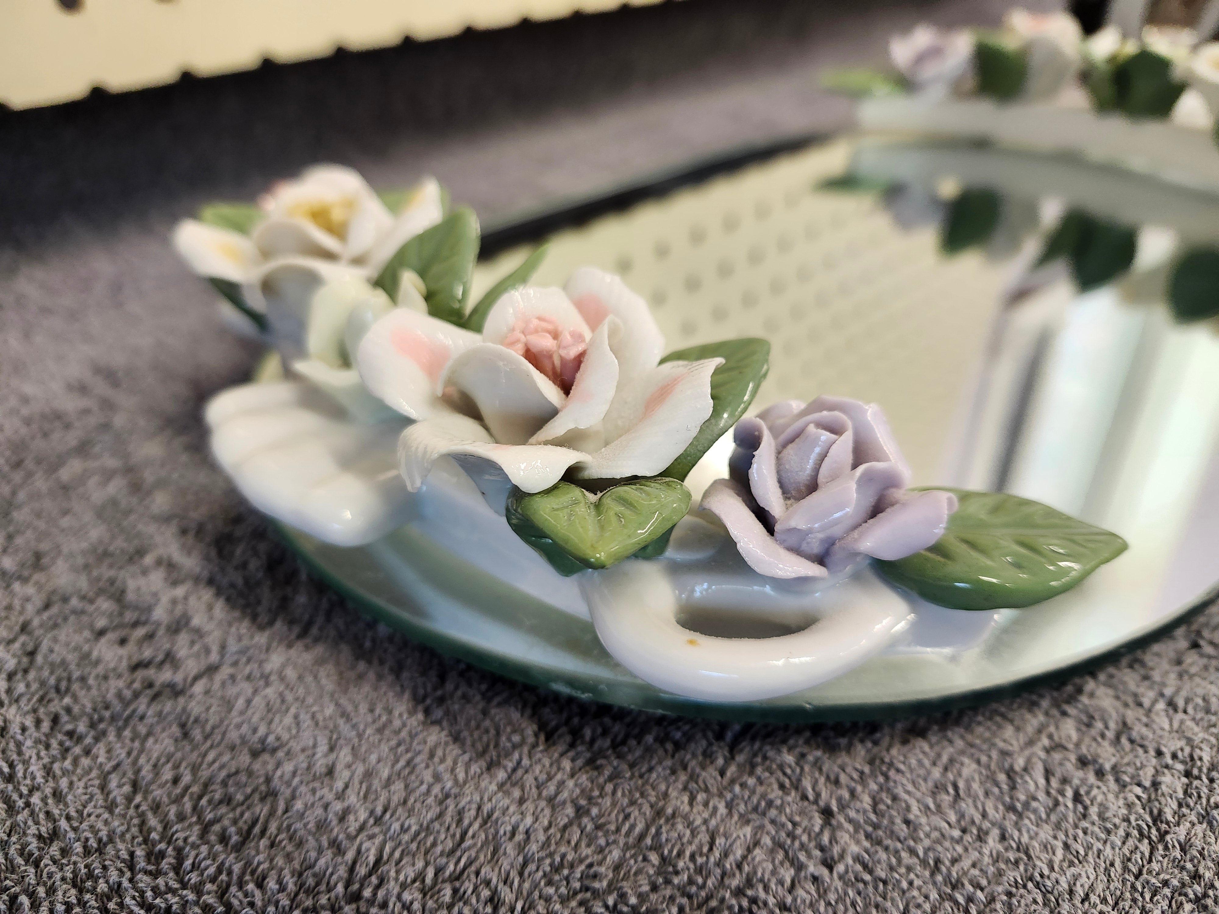 Makeup mirror