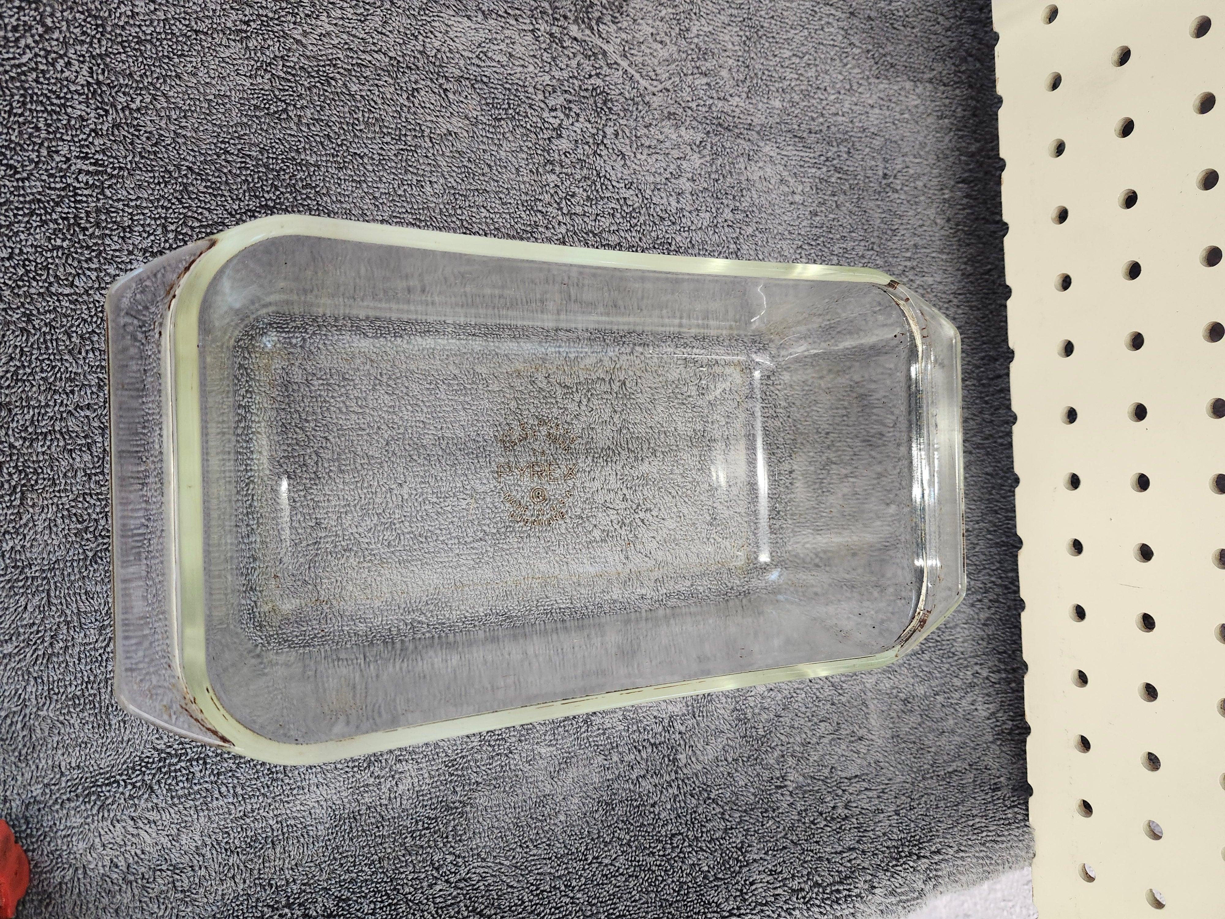 X4 pyrex cookware
