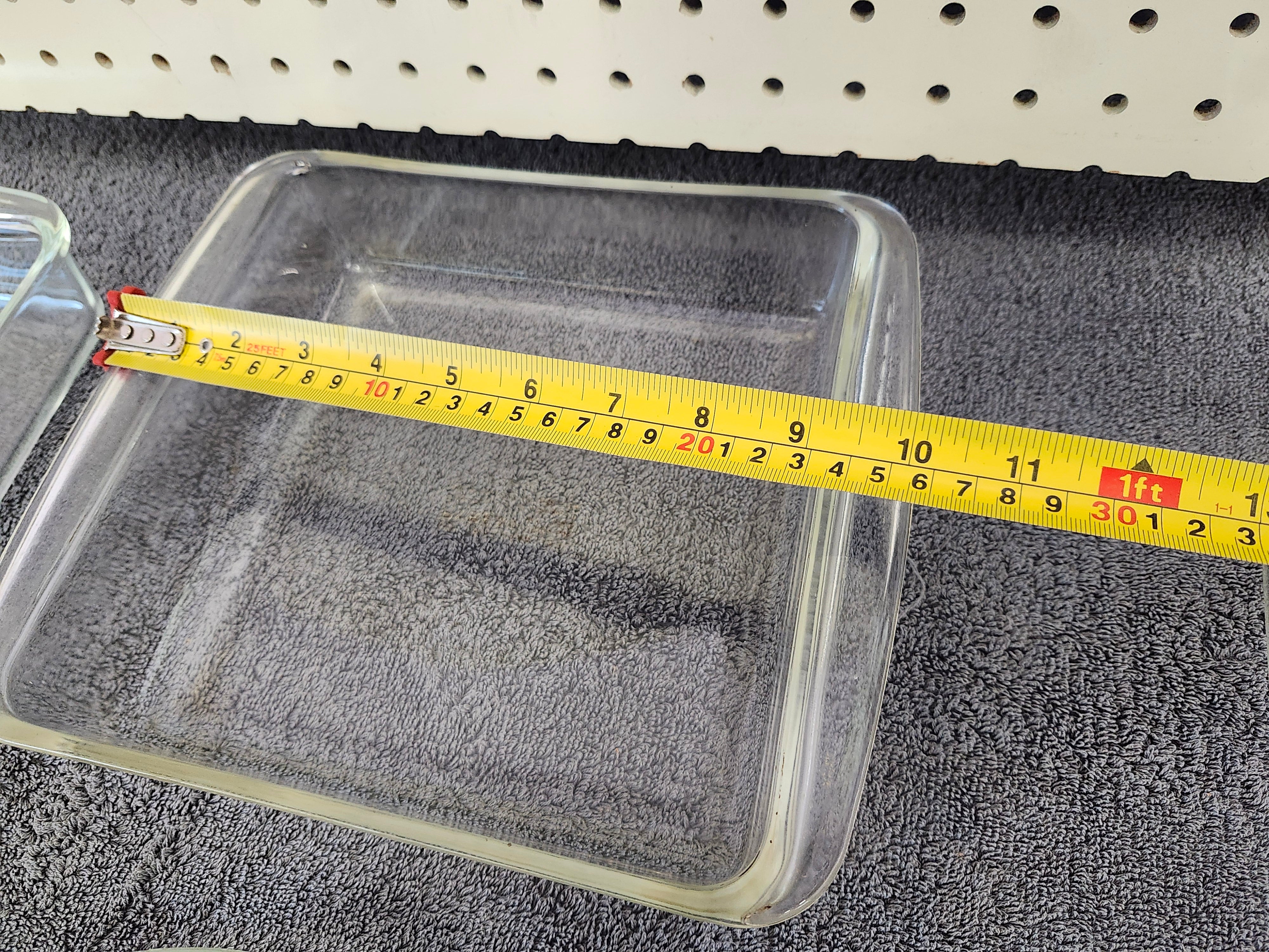 X4 pyrex cookware