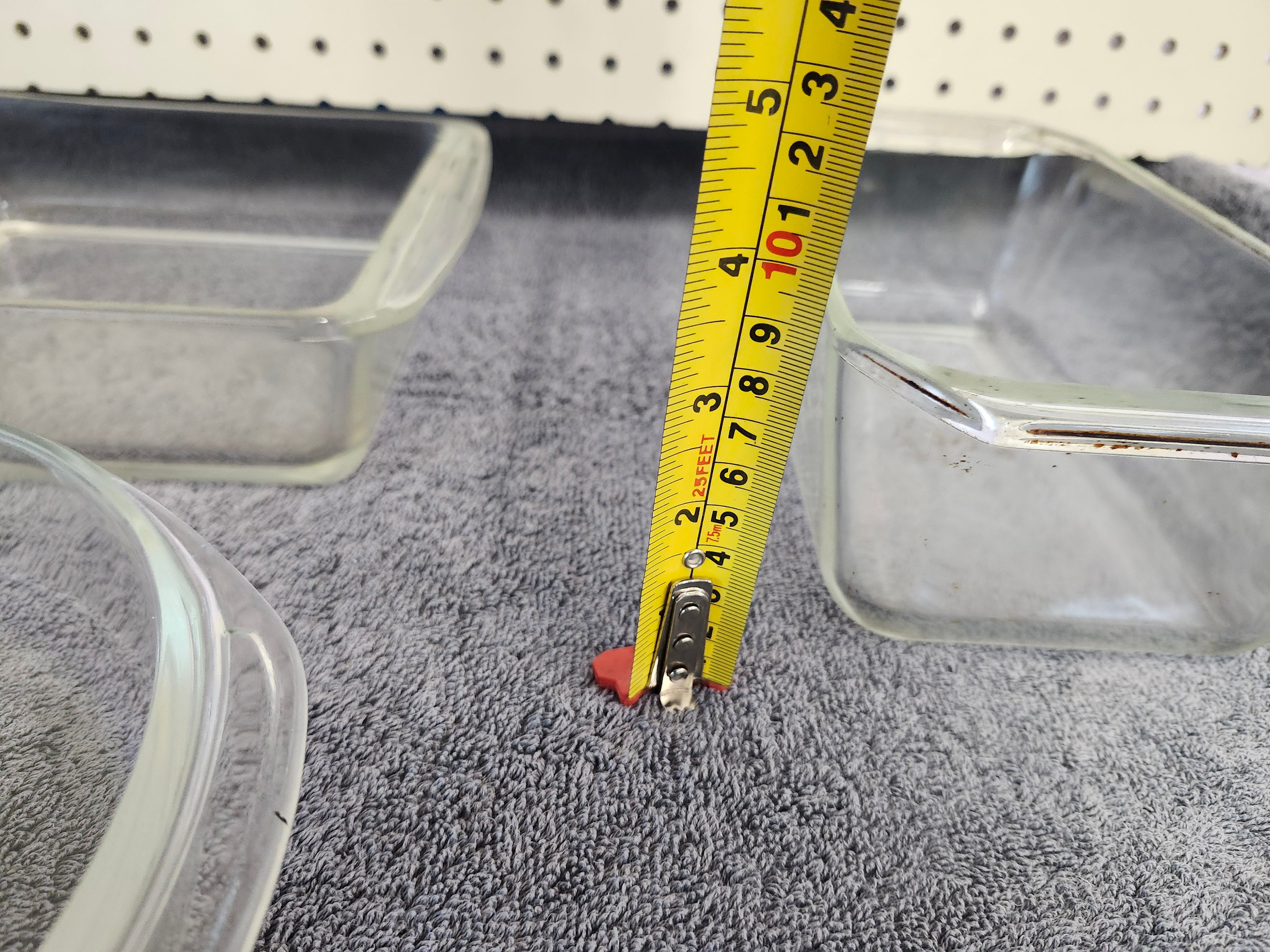 X4 pyrex cookware