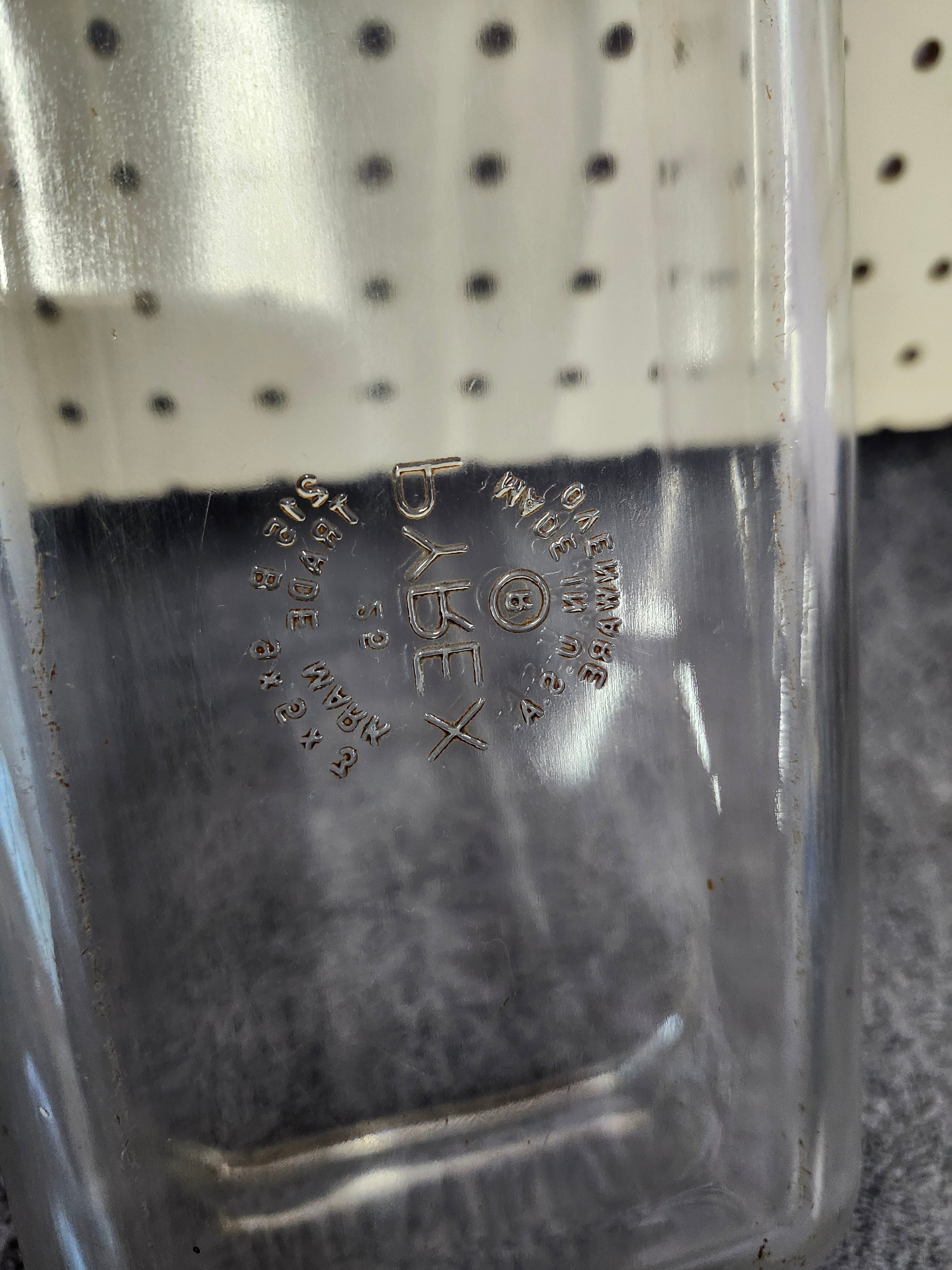 X4 pyrex cookware