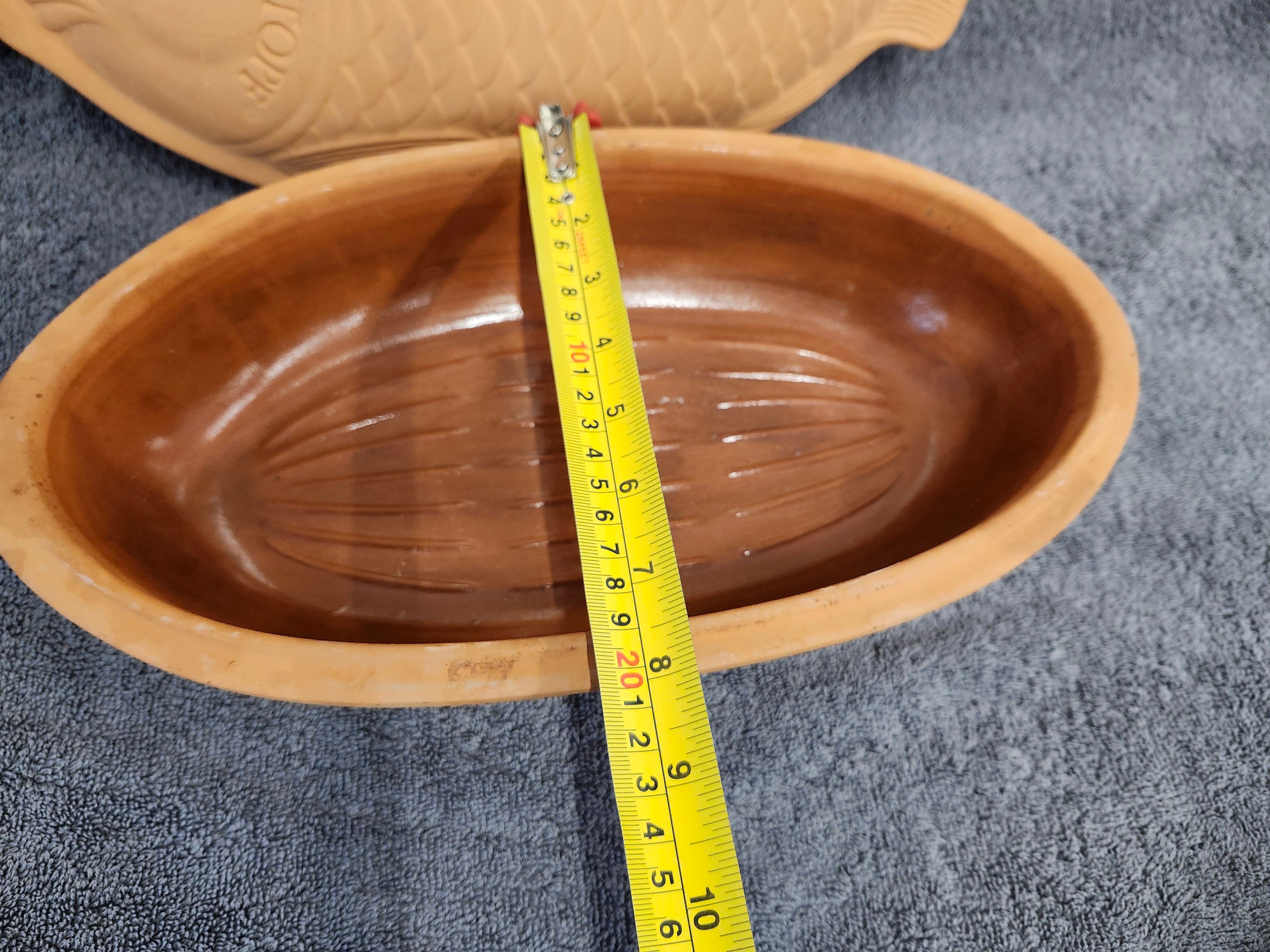 Fish clay roaster