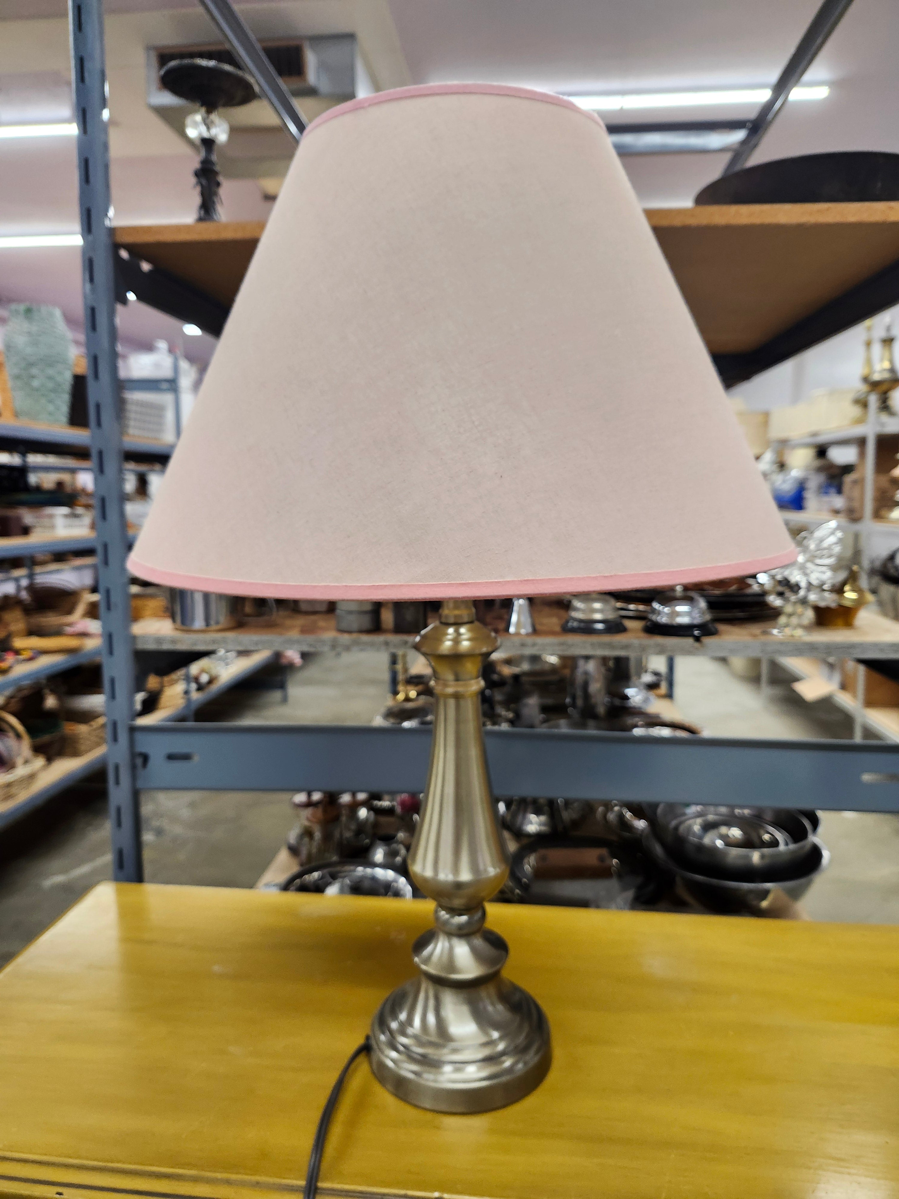 Tri lamp