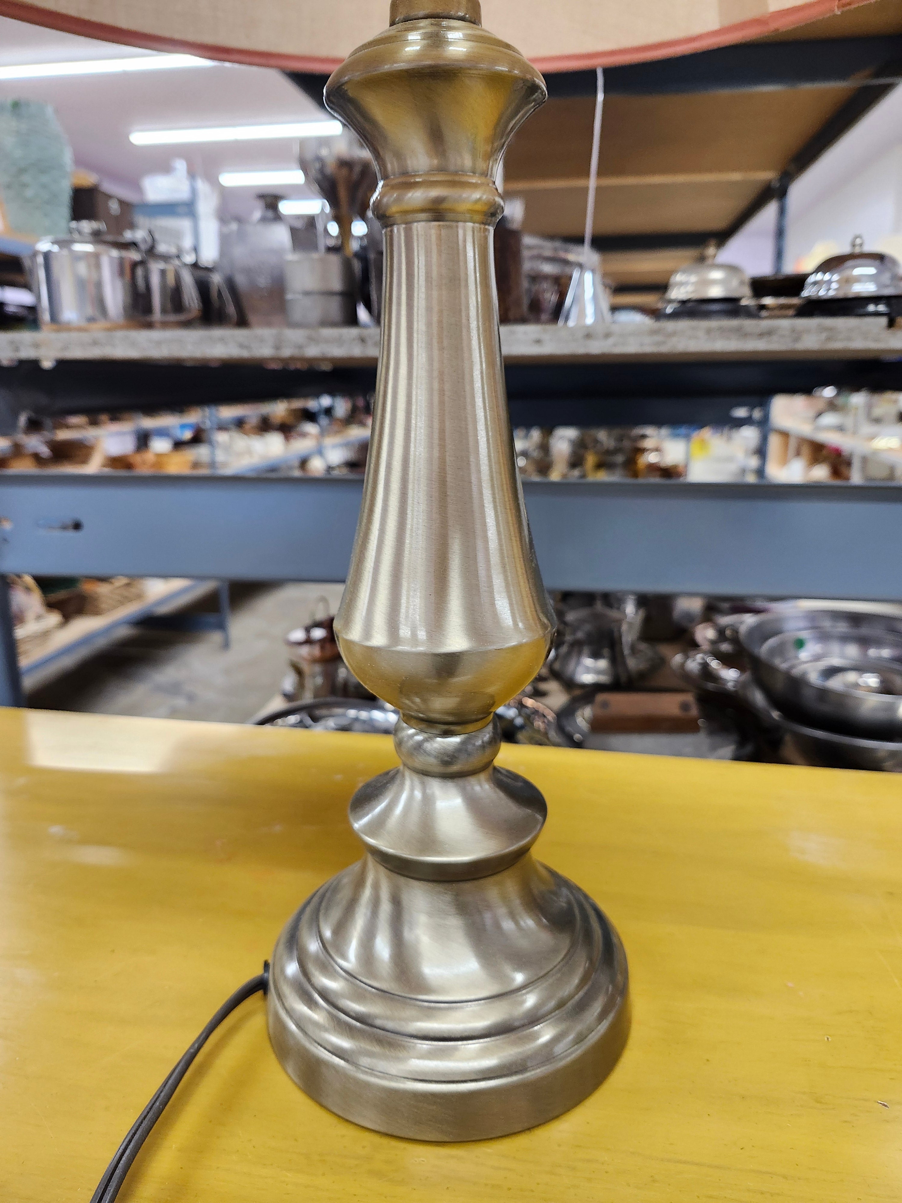 Tri lamp