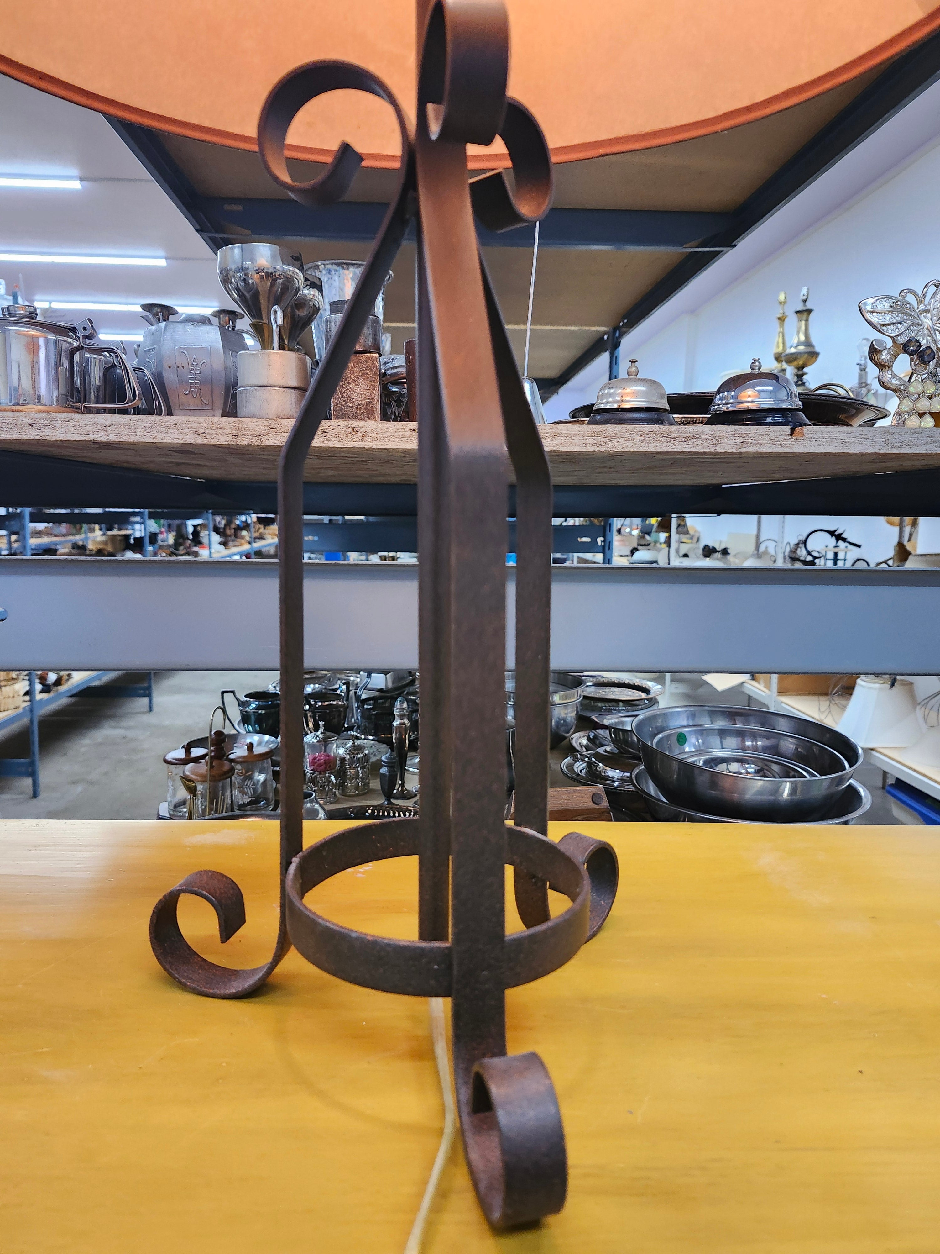 Tri Lamp