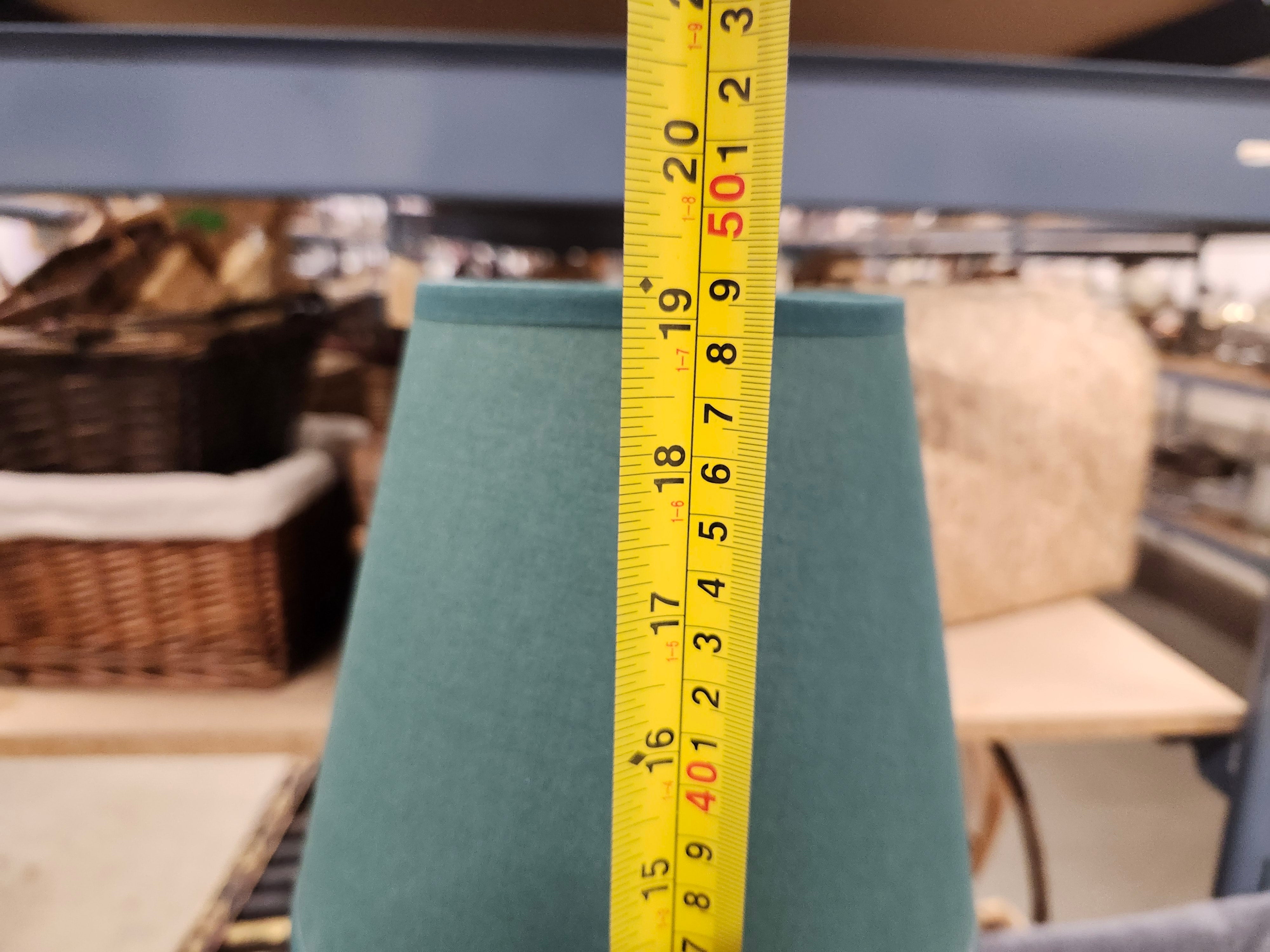 Table top lamp