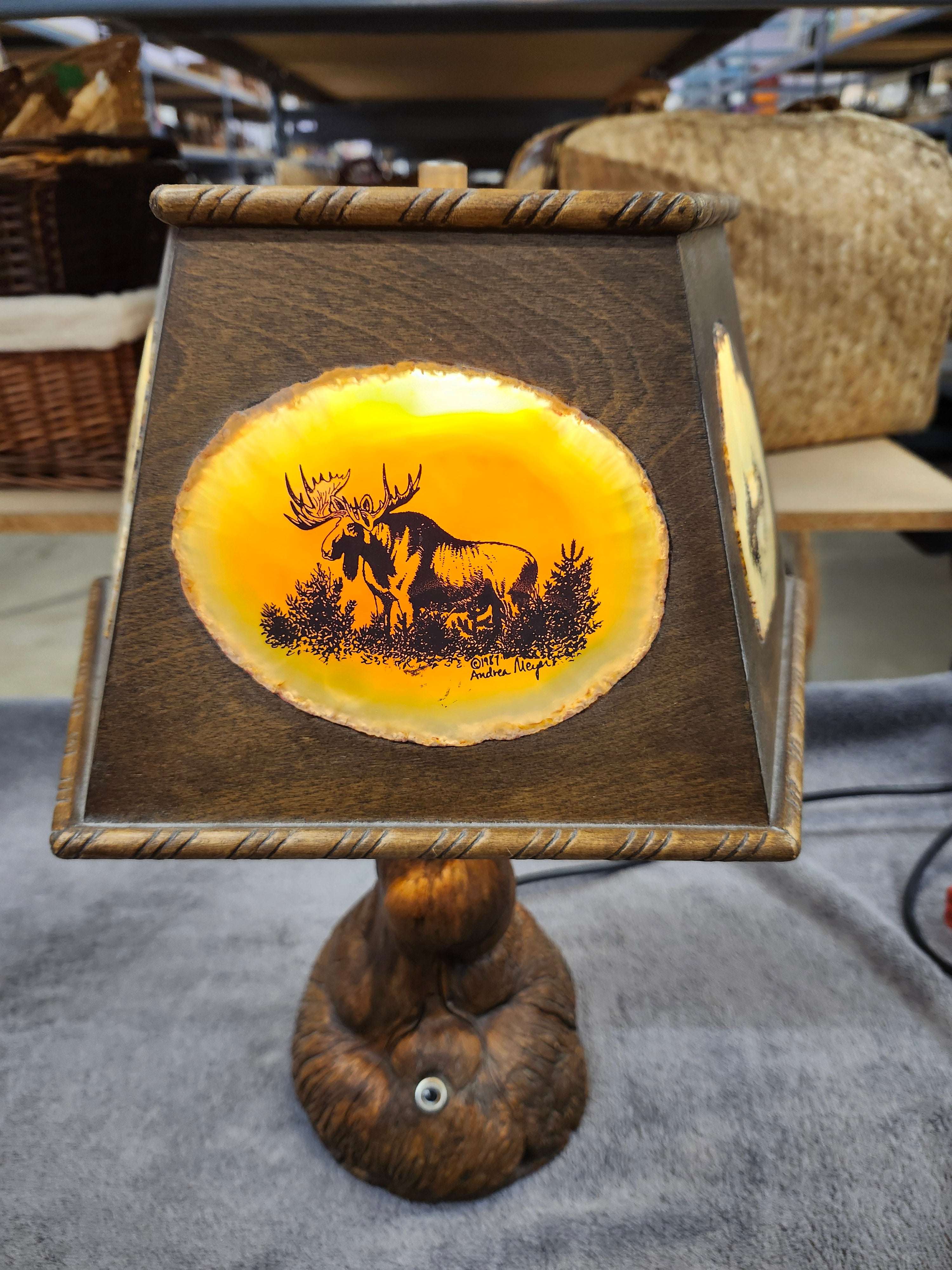 Wood table top lamp