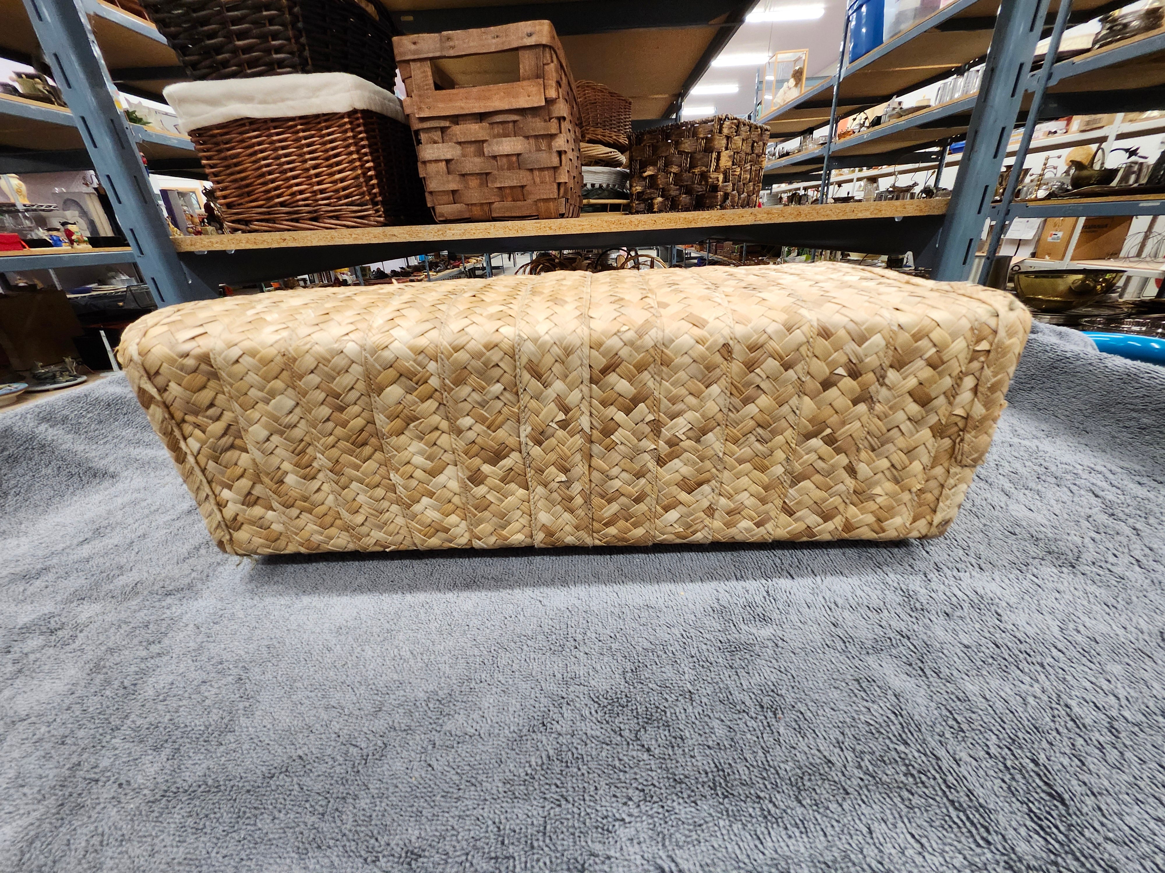 Wicker basket