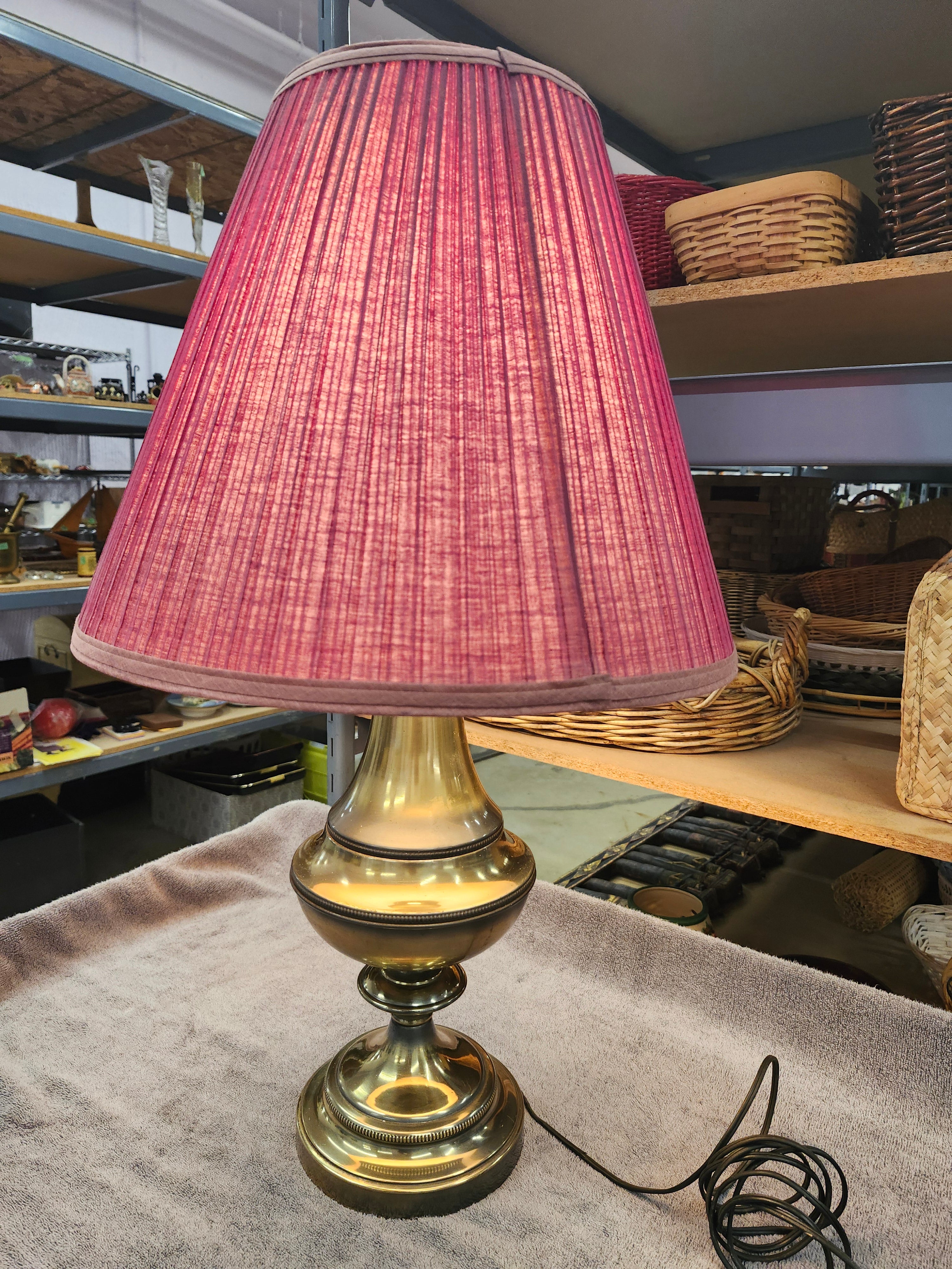 Tri lamp