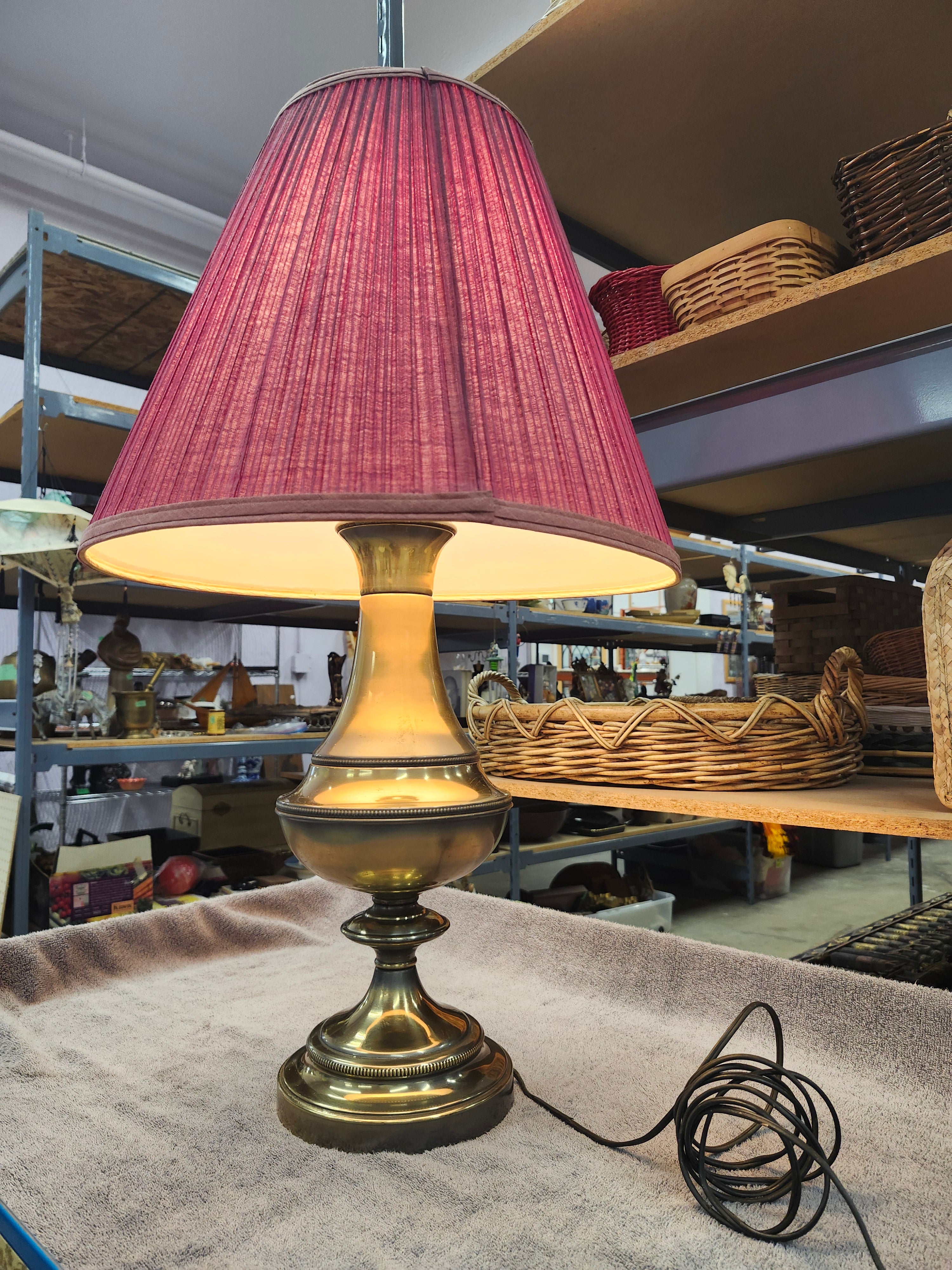 Tri lamp