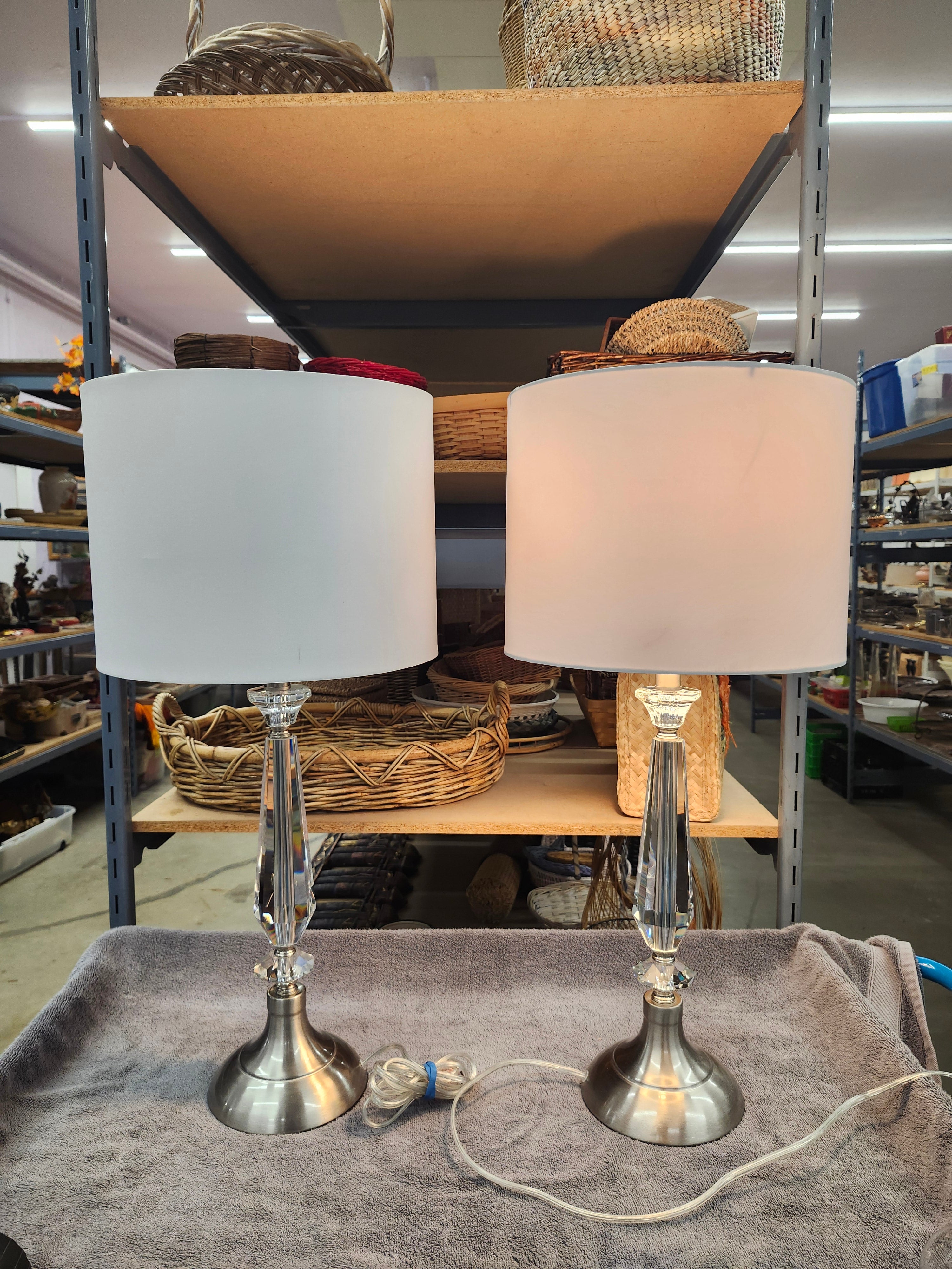 Matching lamps