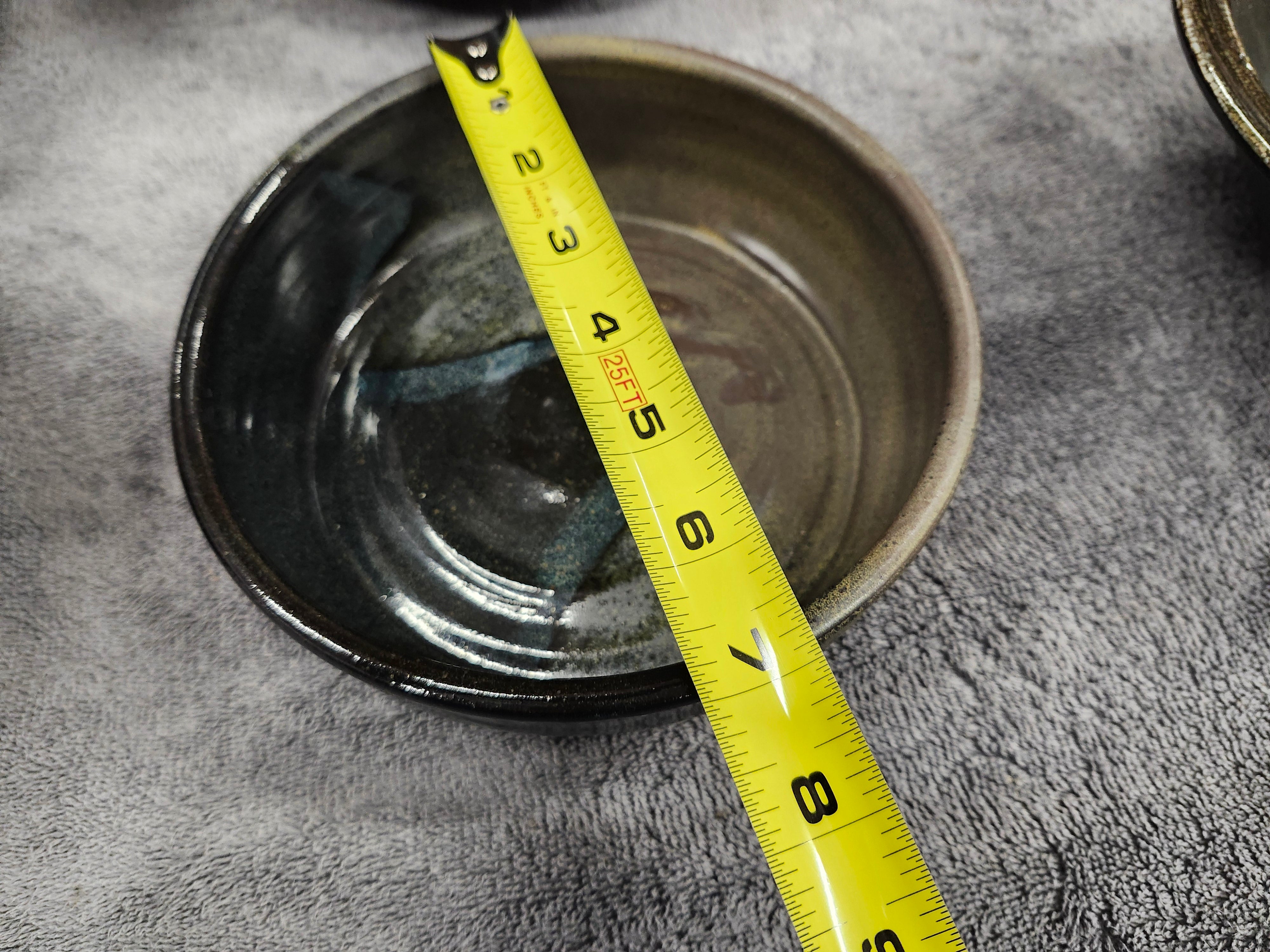 X6 pottery bowls