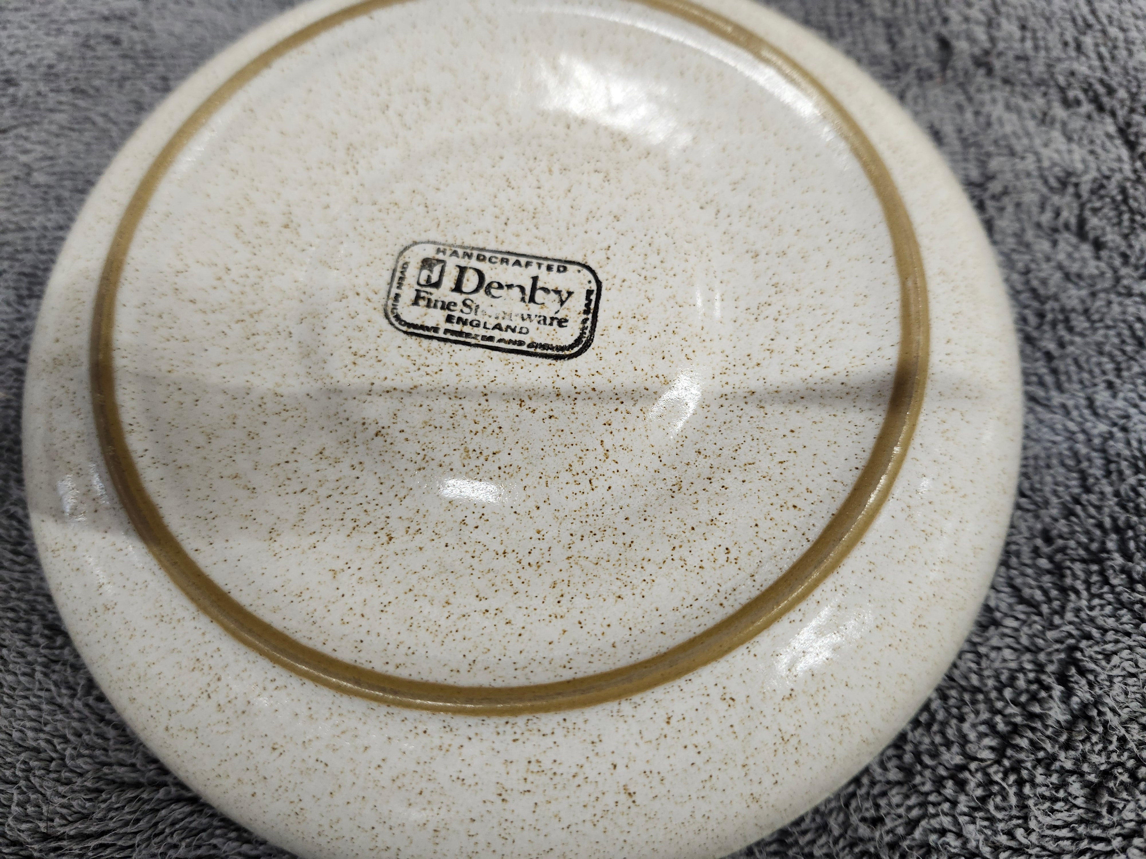 X5 stoneware saucers
