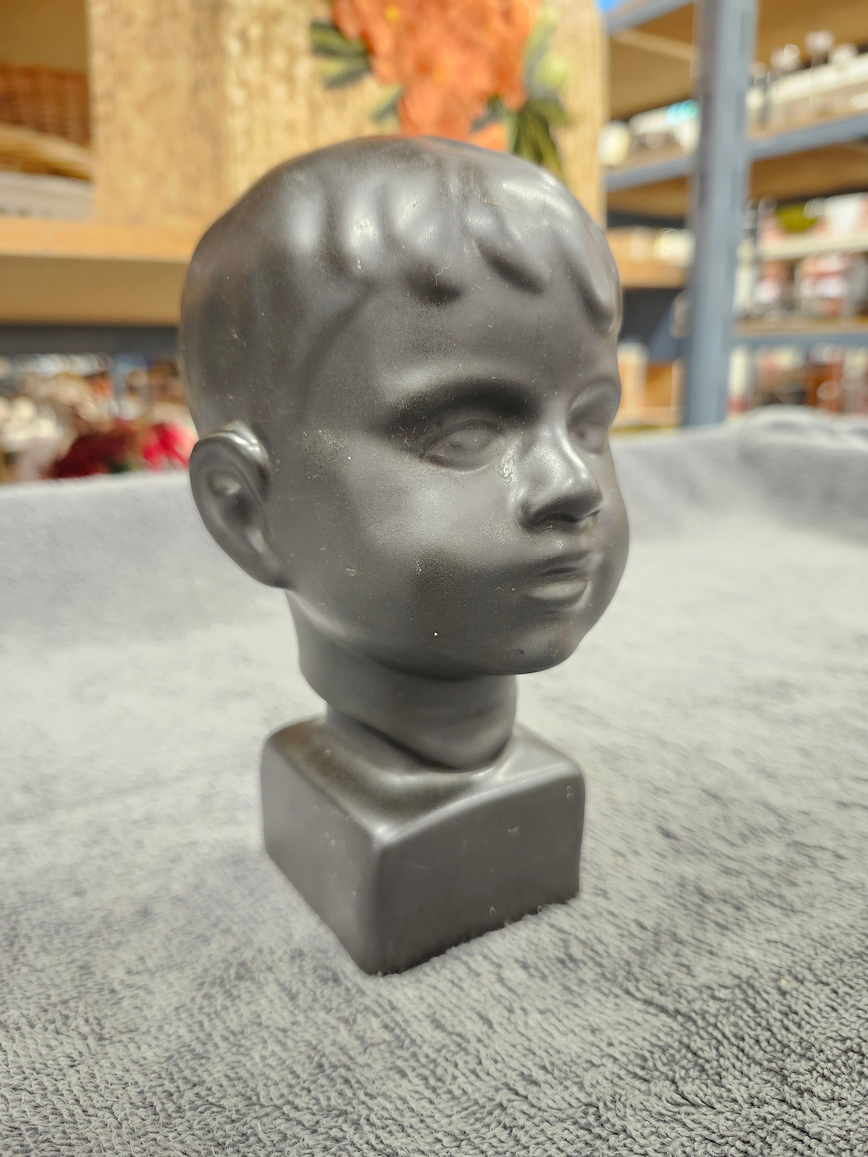 Statue