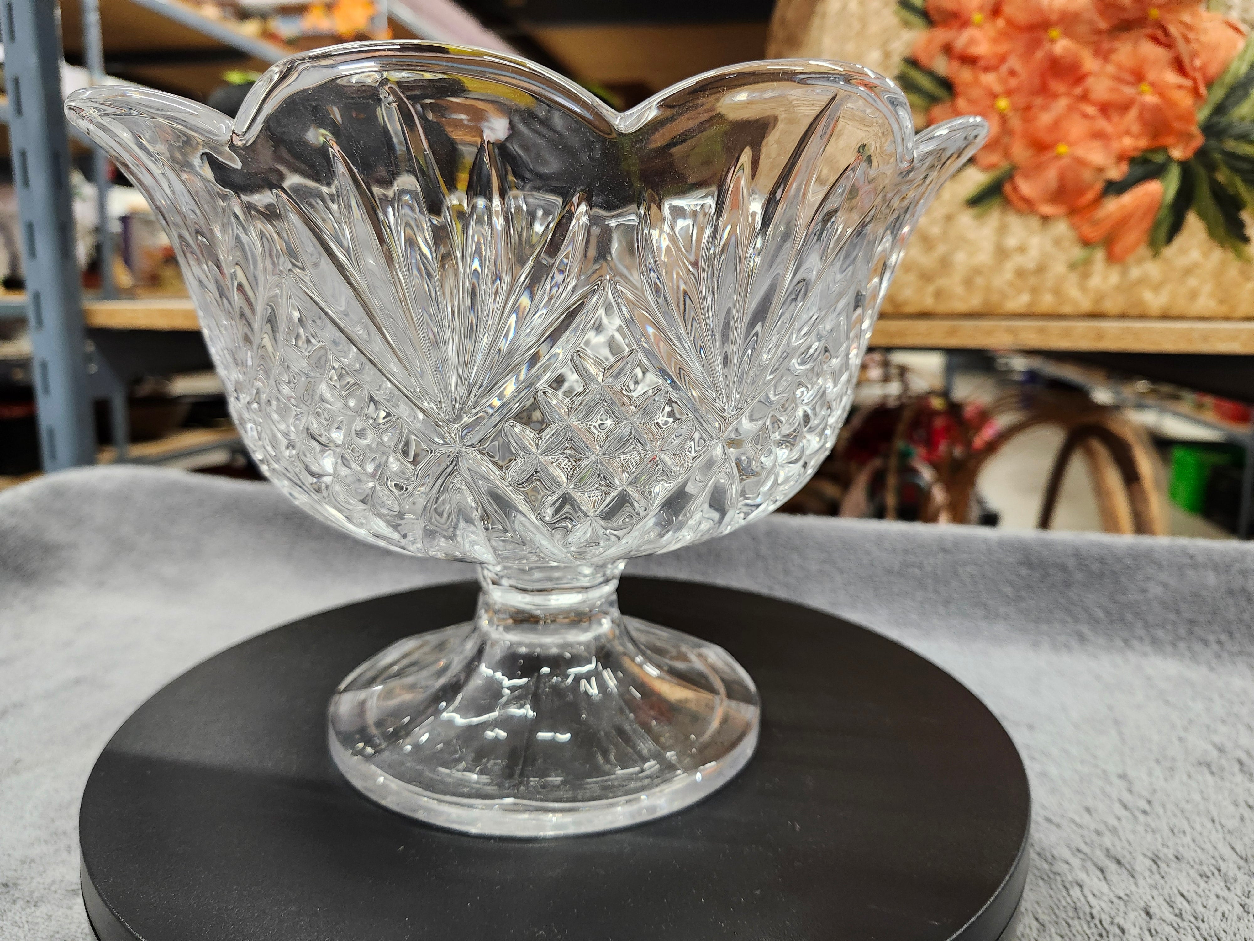 Candy pedestal dish