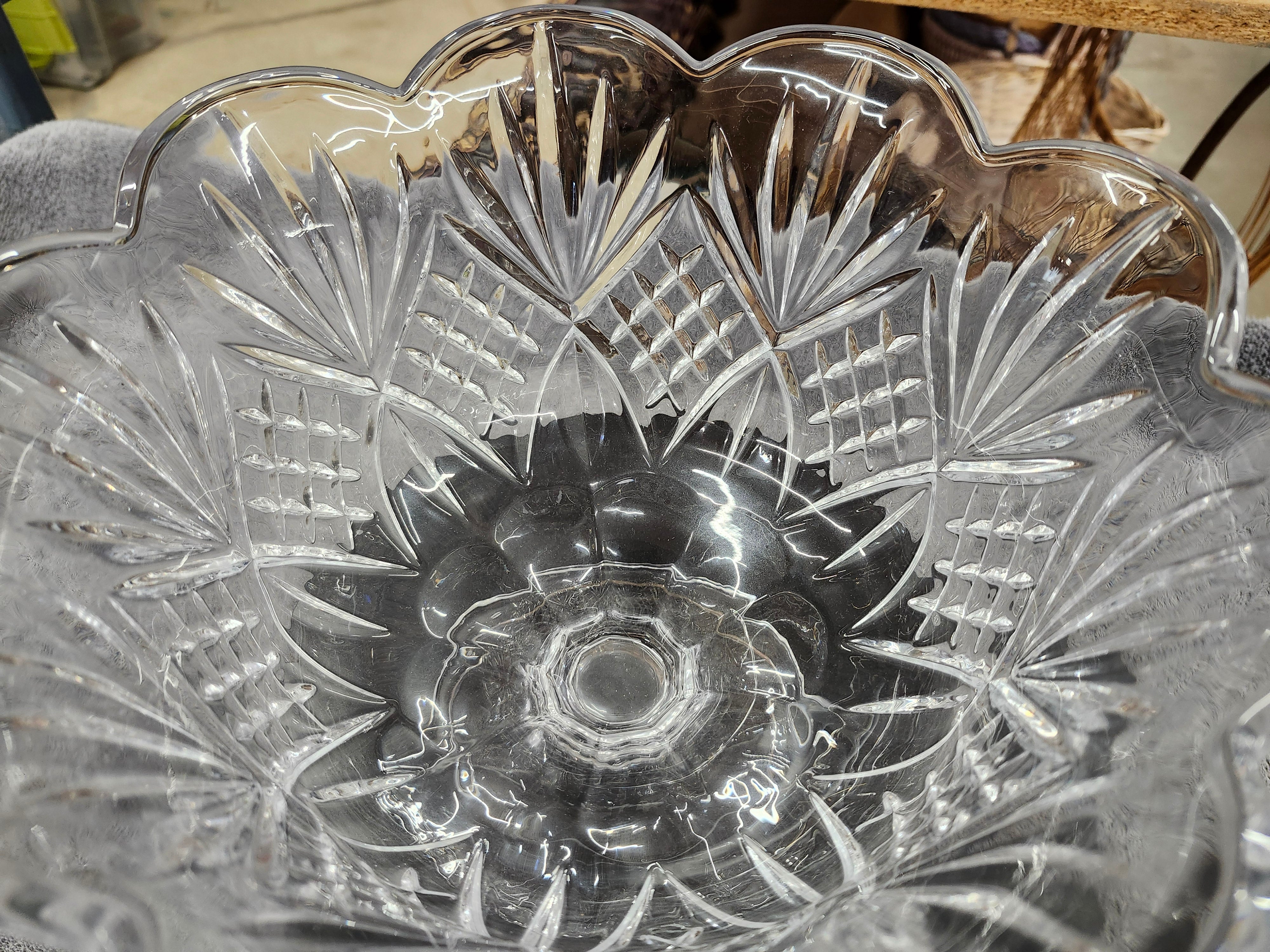 Candy pedestal dish
