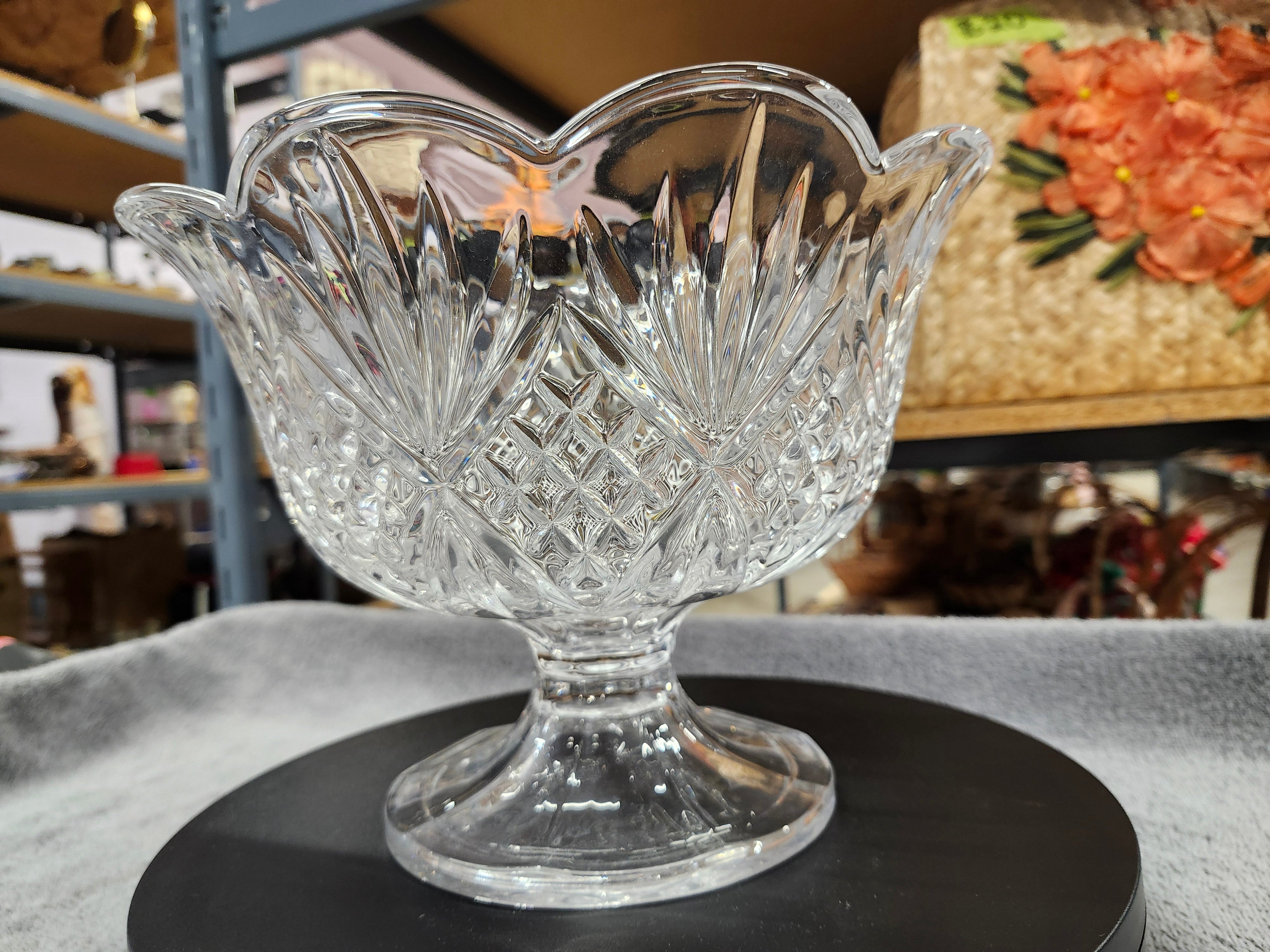 Candy pedestal dish