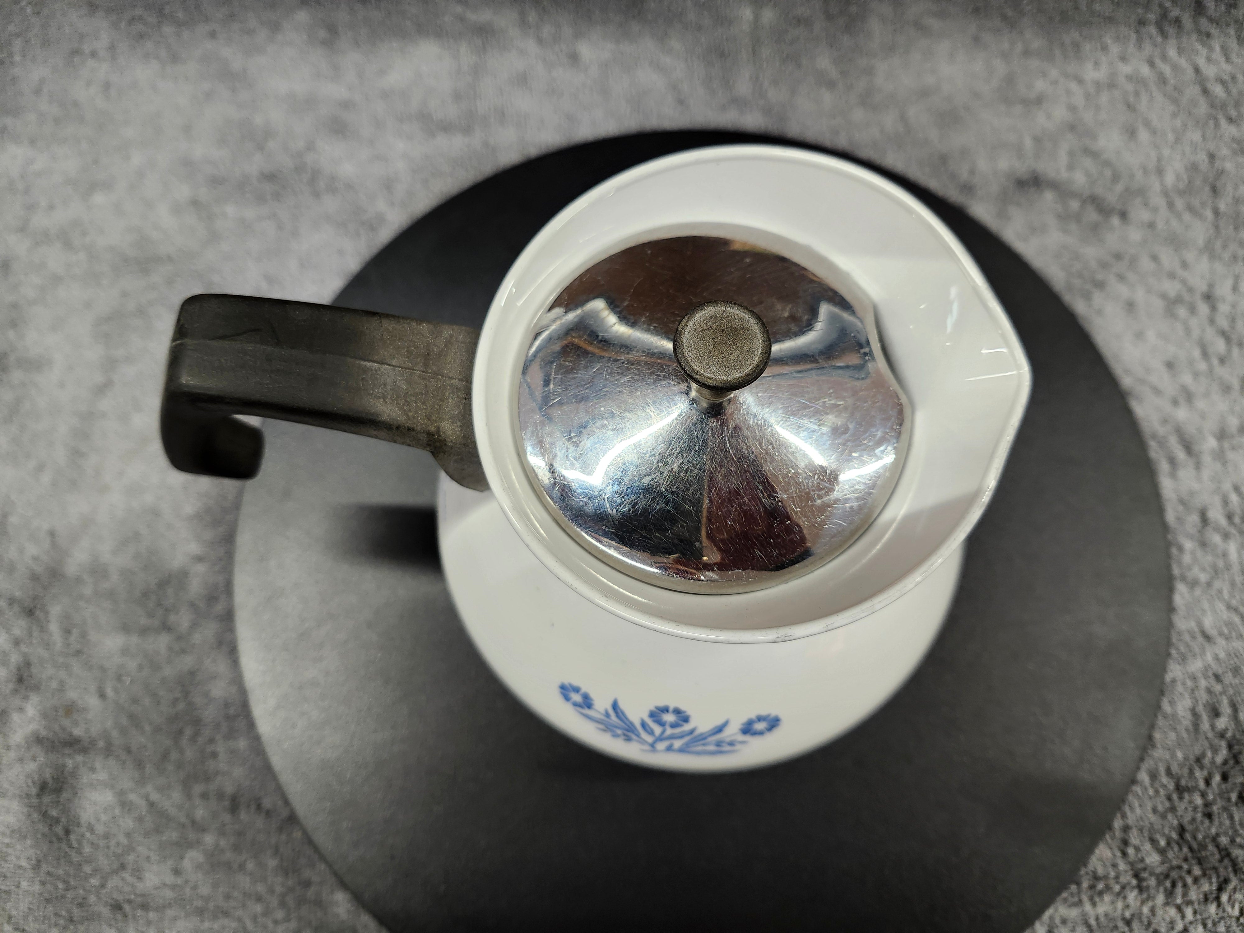 Tea pot