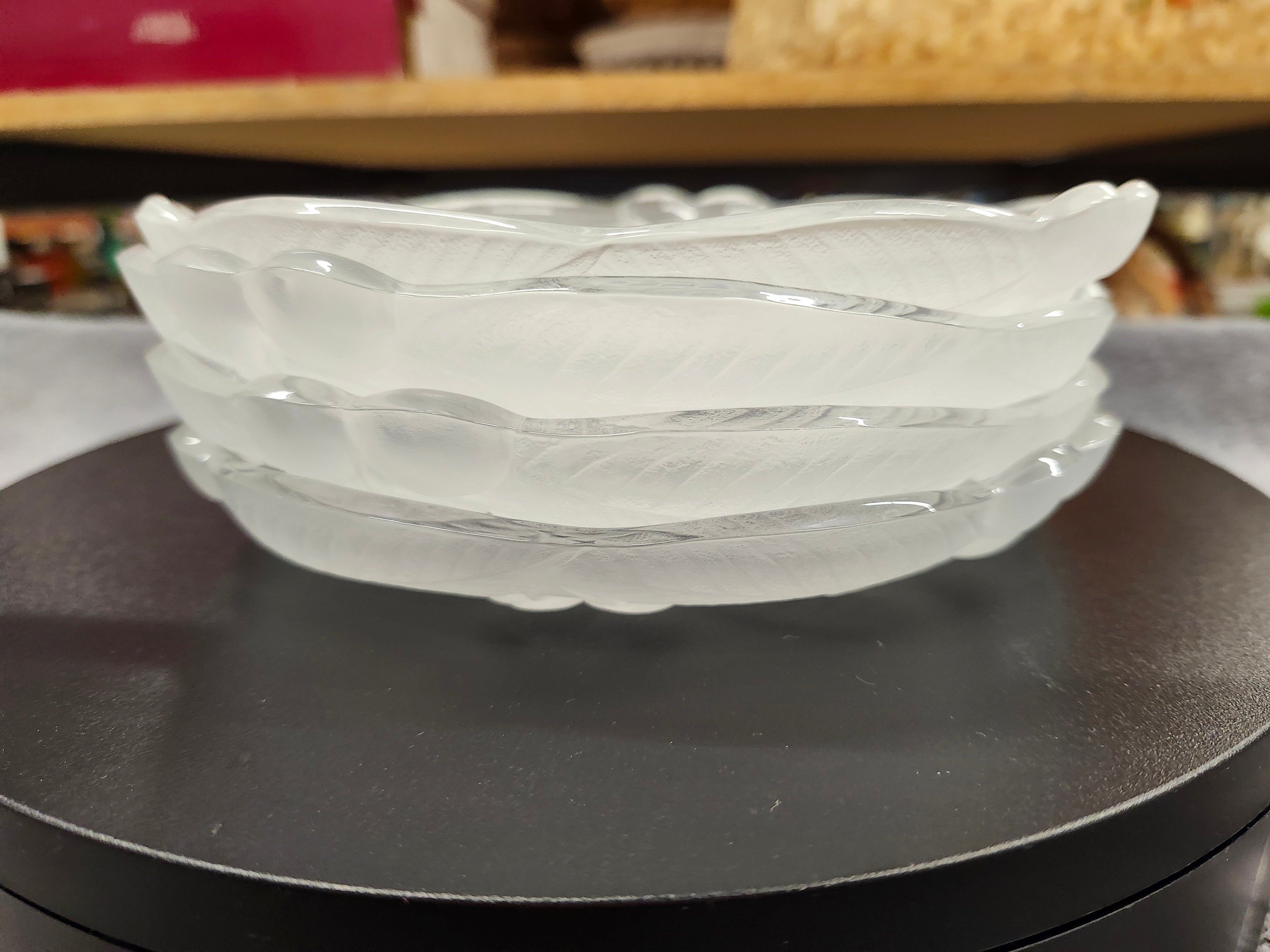 Mikasa plates x4