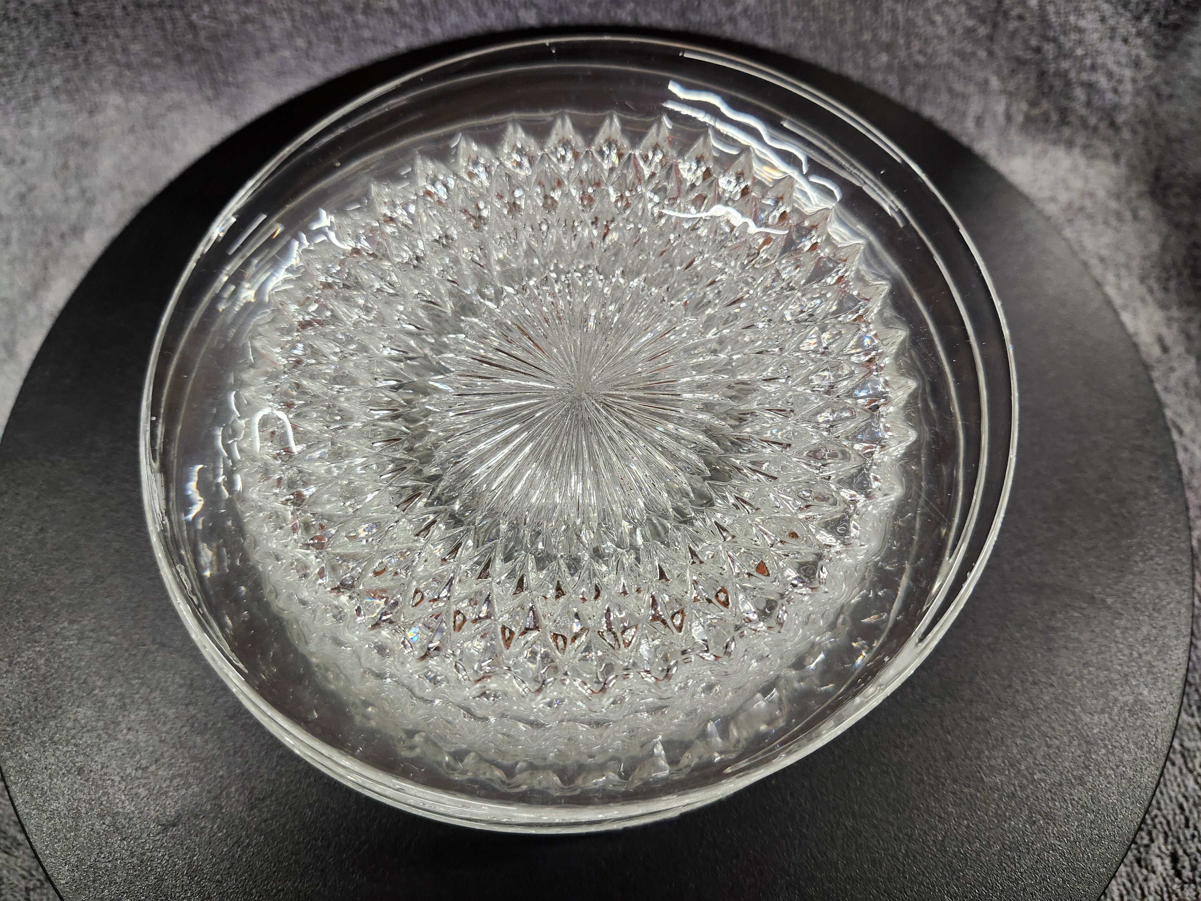 X6 Clear glass saucers