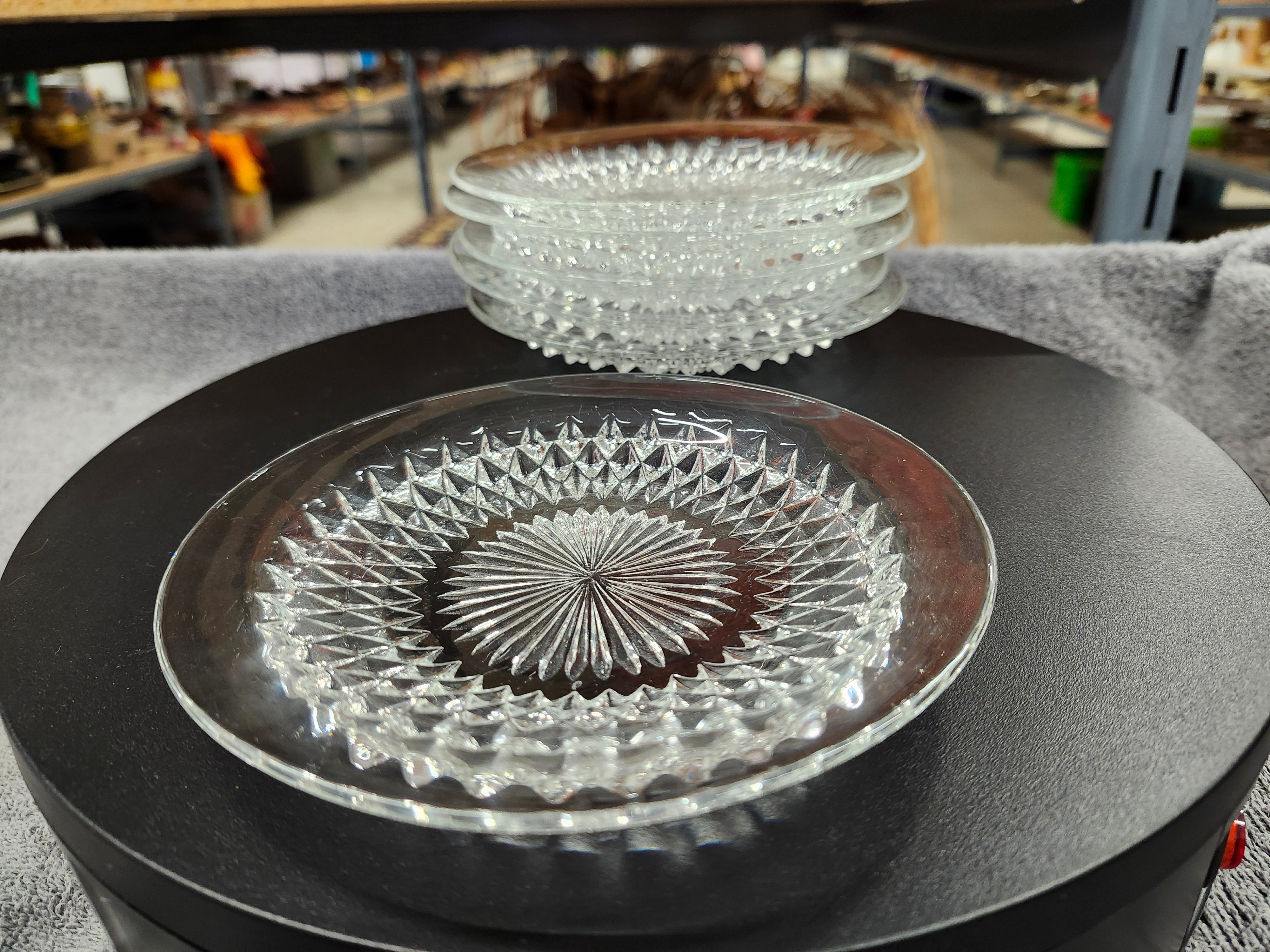 X6 Clear glass saucers