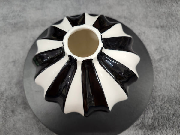 Torre & tagus ceramic vase