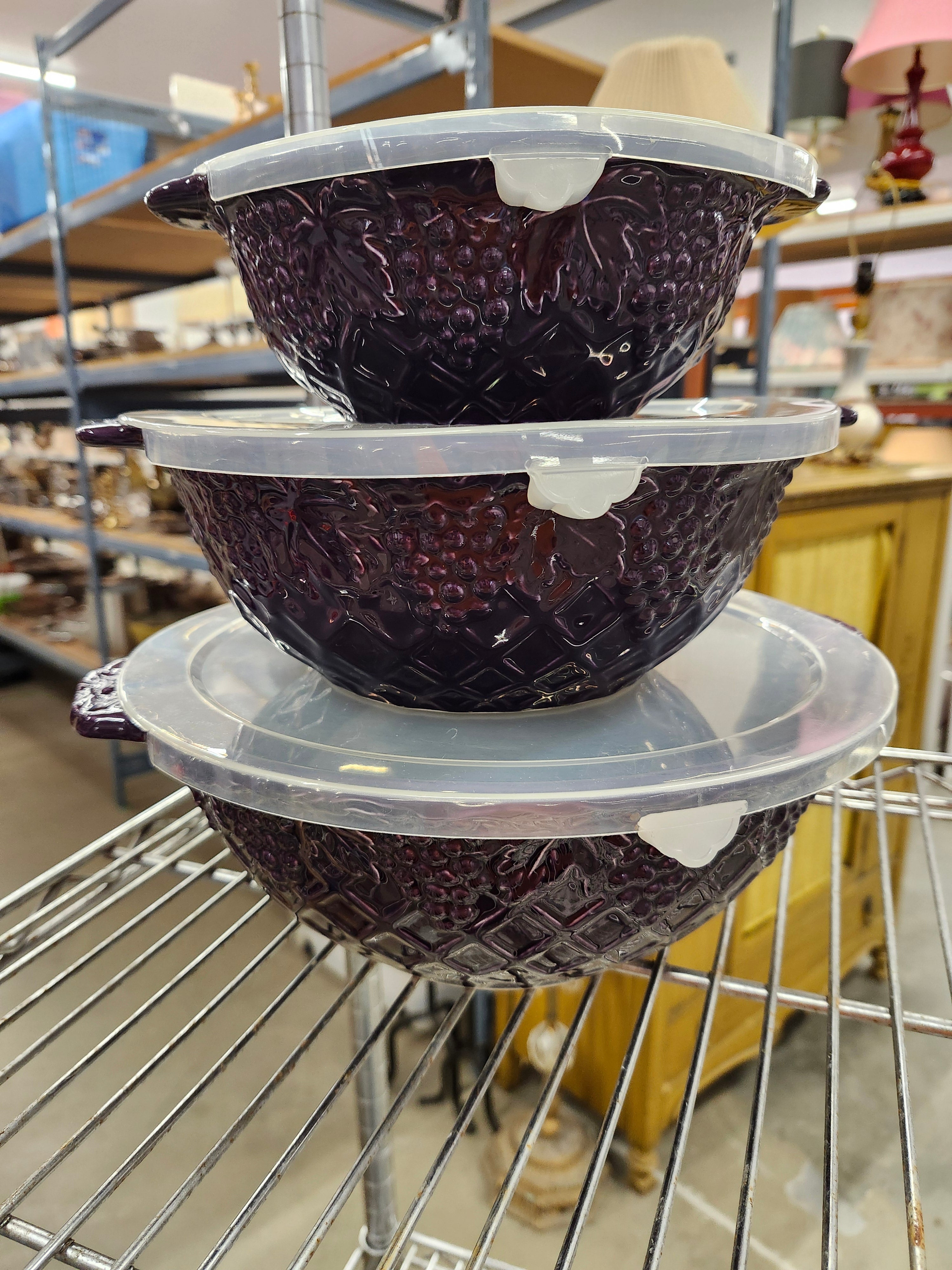X3 purple matching mixing bowls with lids