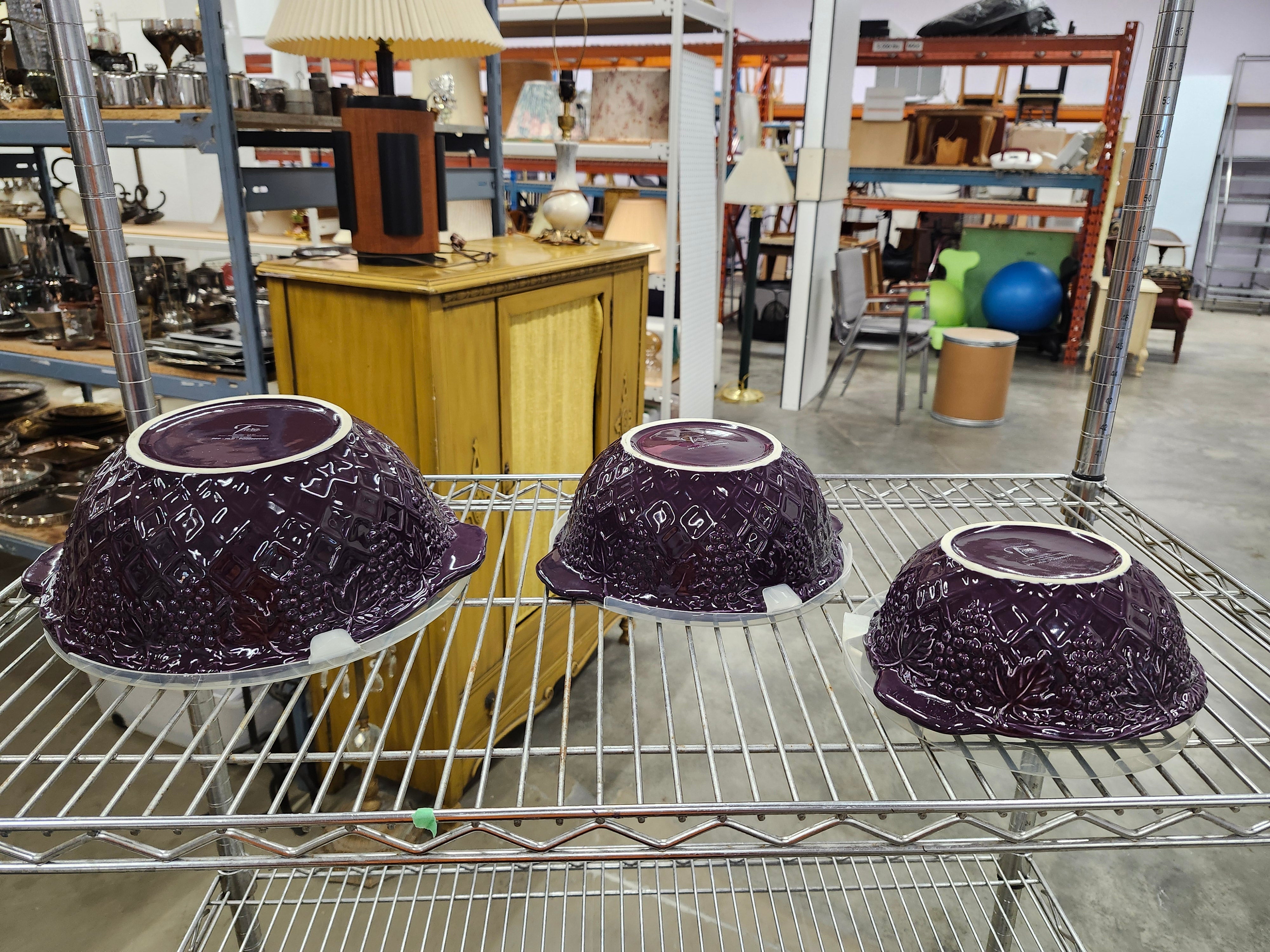 X3 purple matching mixing bowls with lids