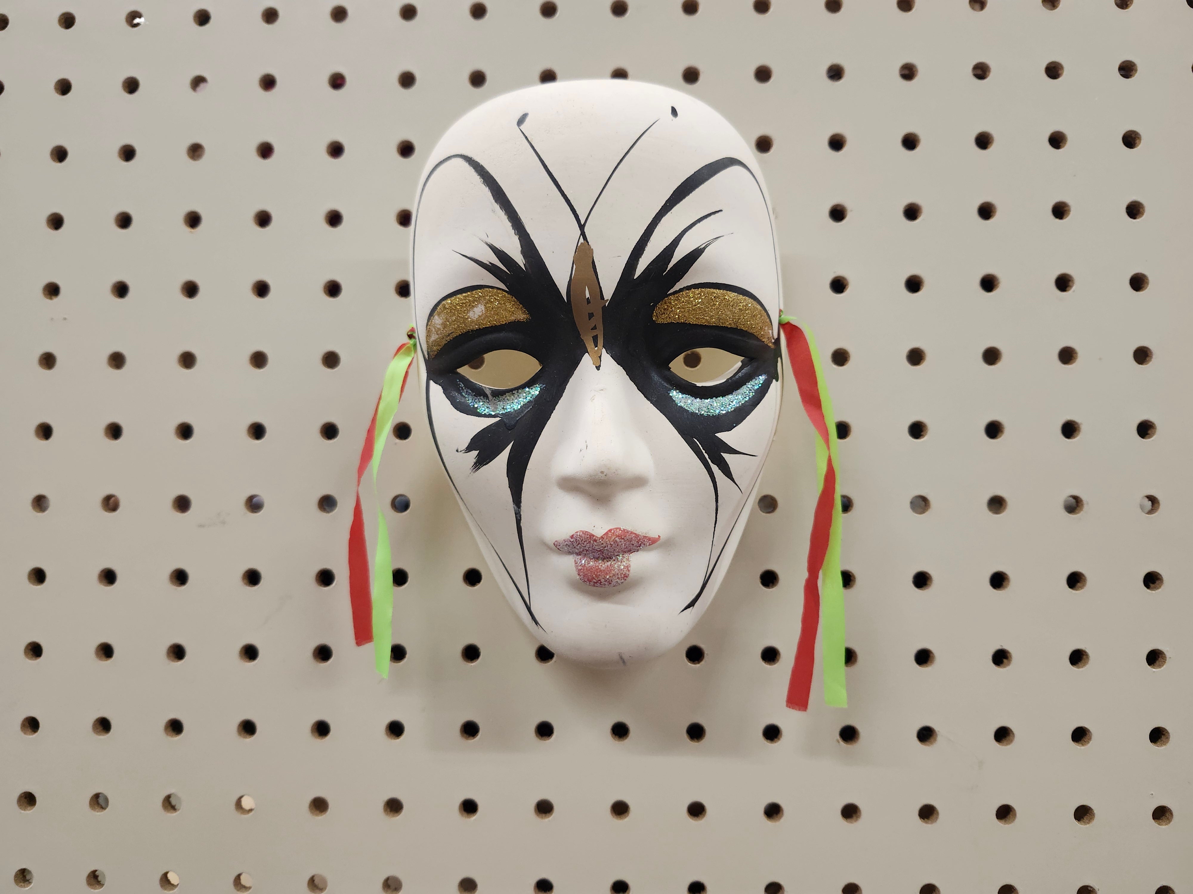 Wall art mask