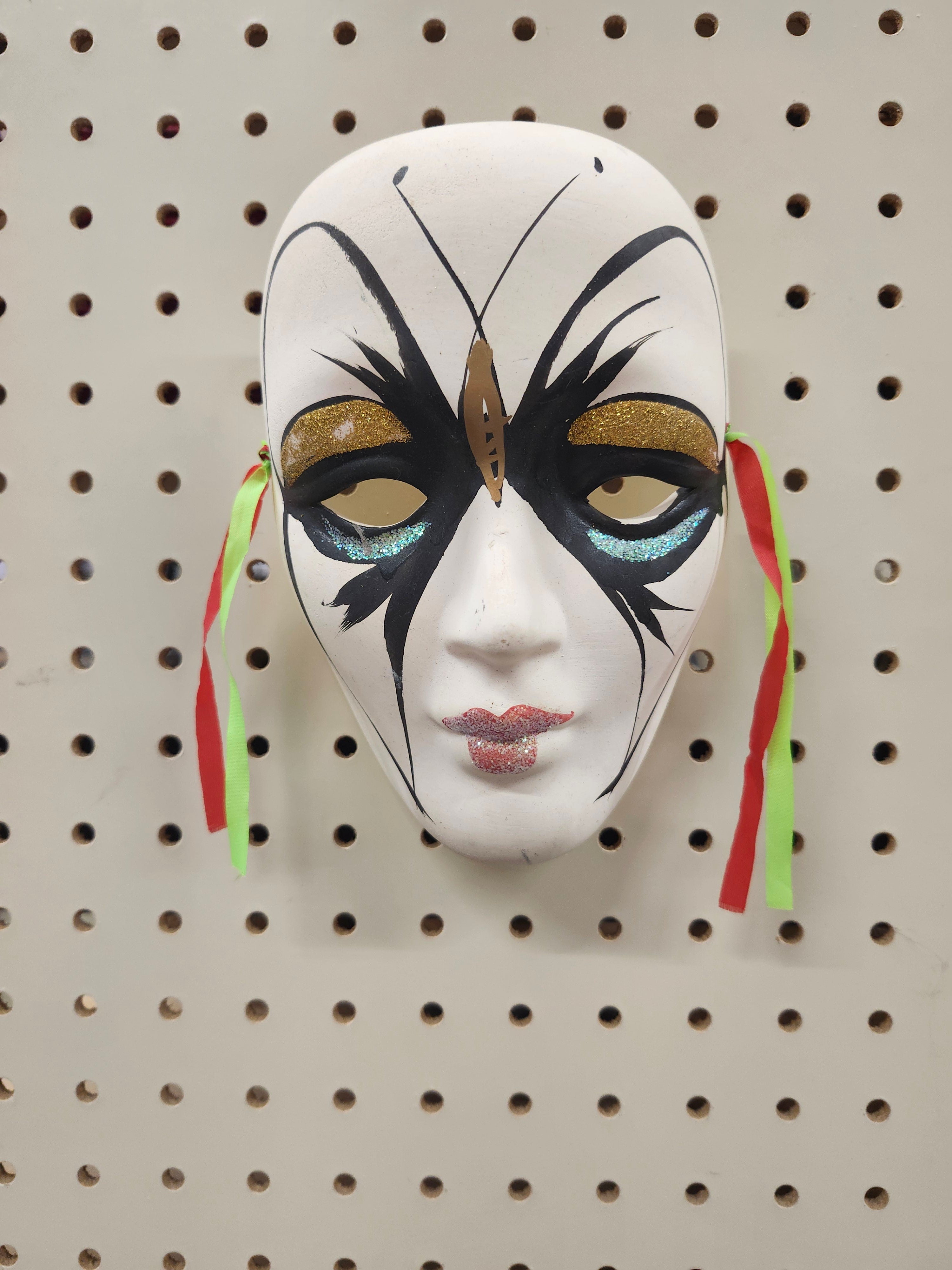 Wall art mask
