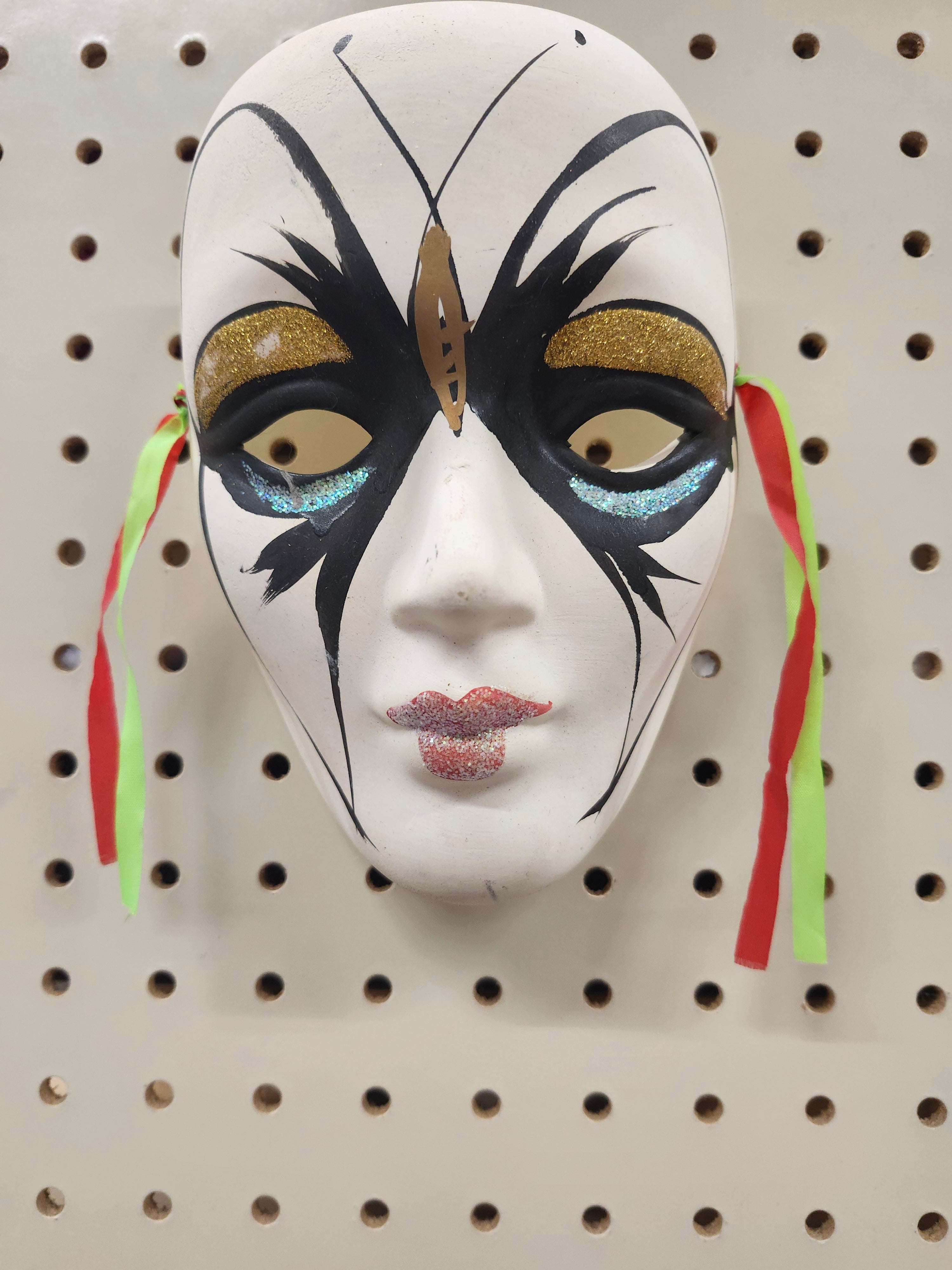 Wall art mask