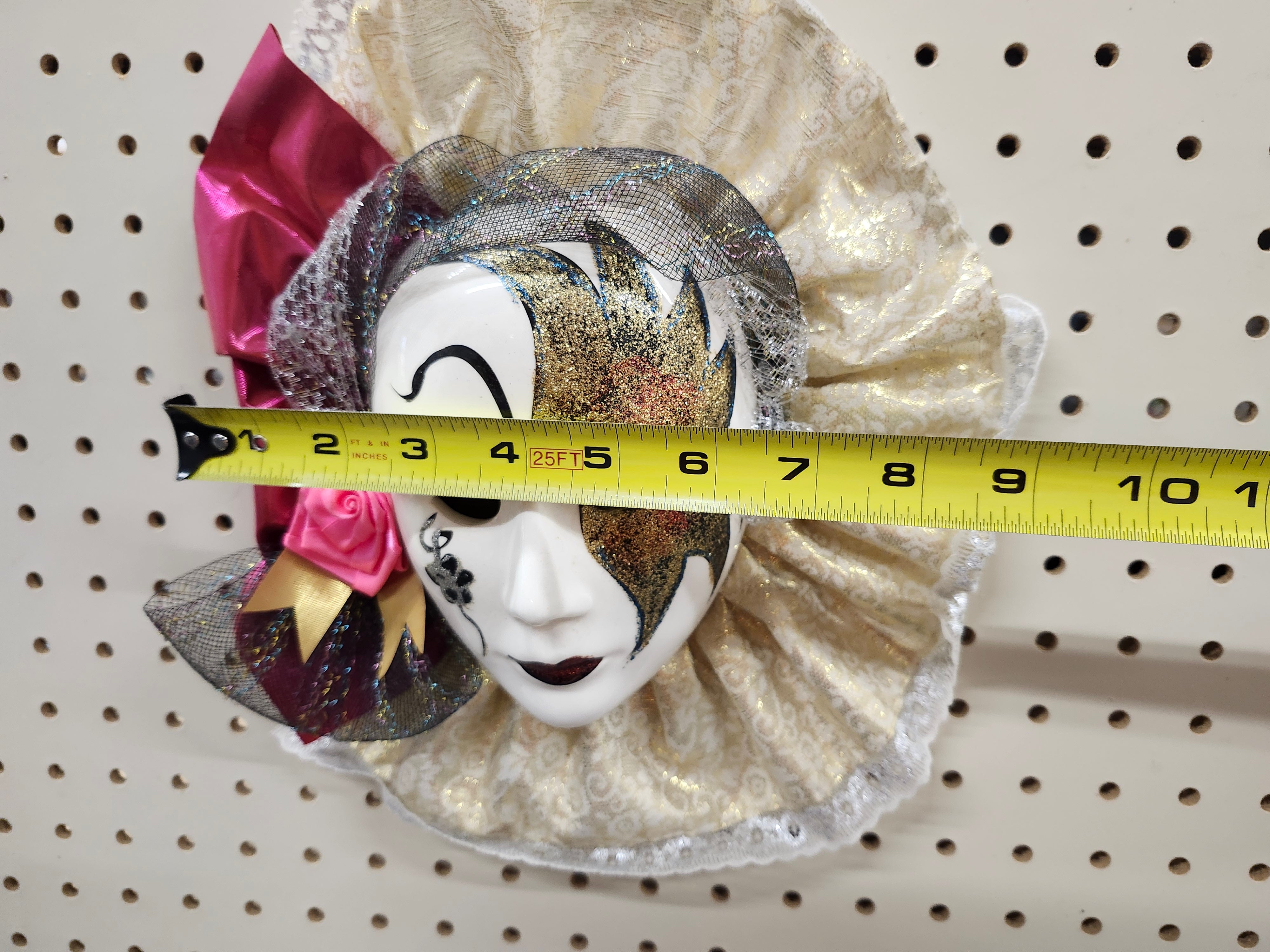 Wall art mask
