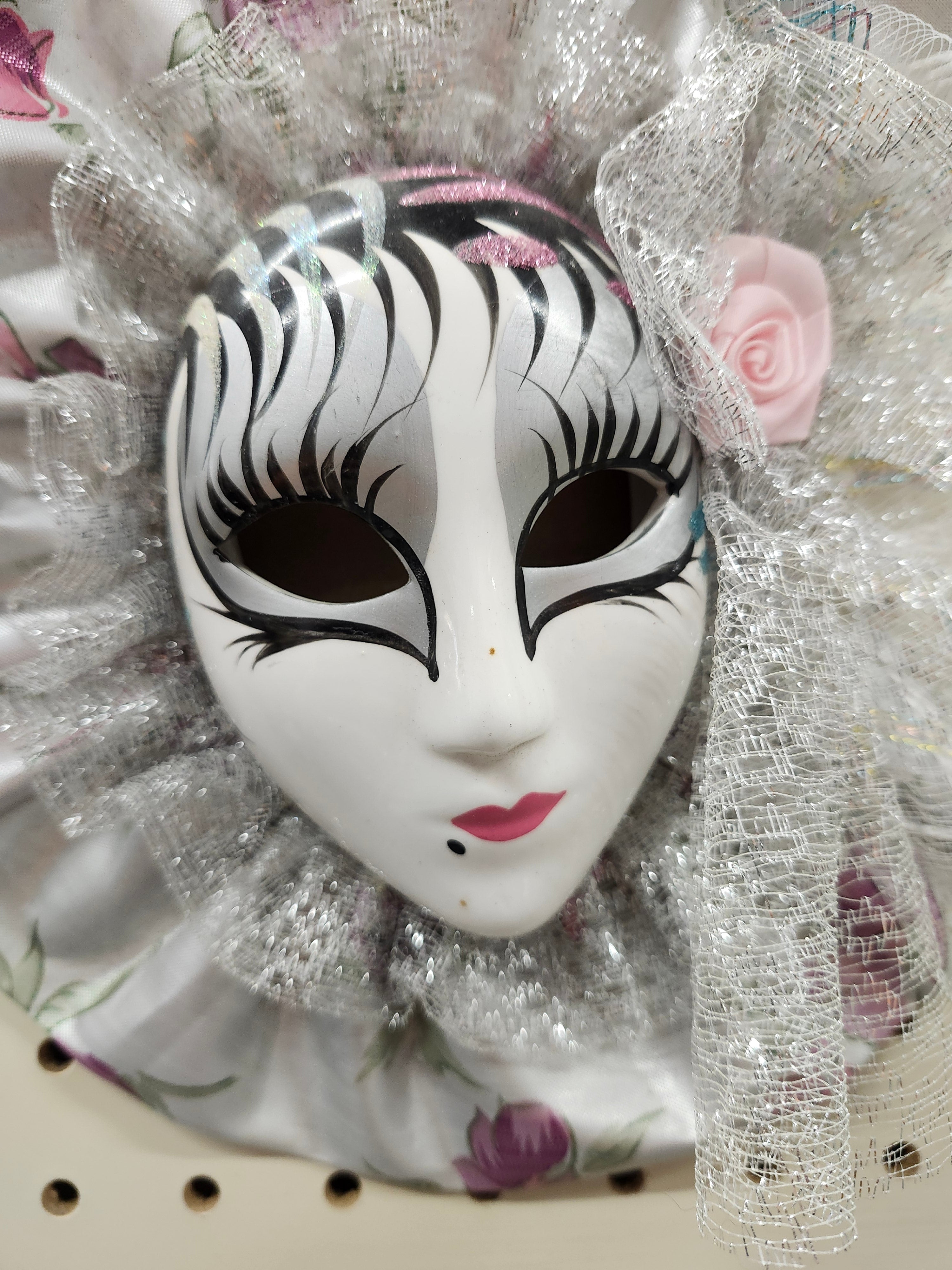 Wall art mask