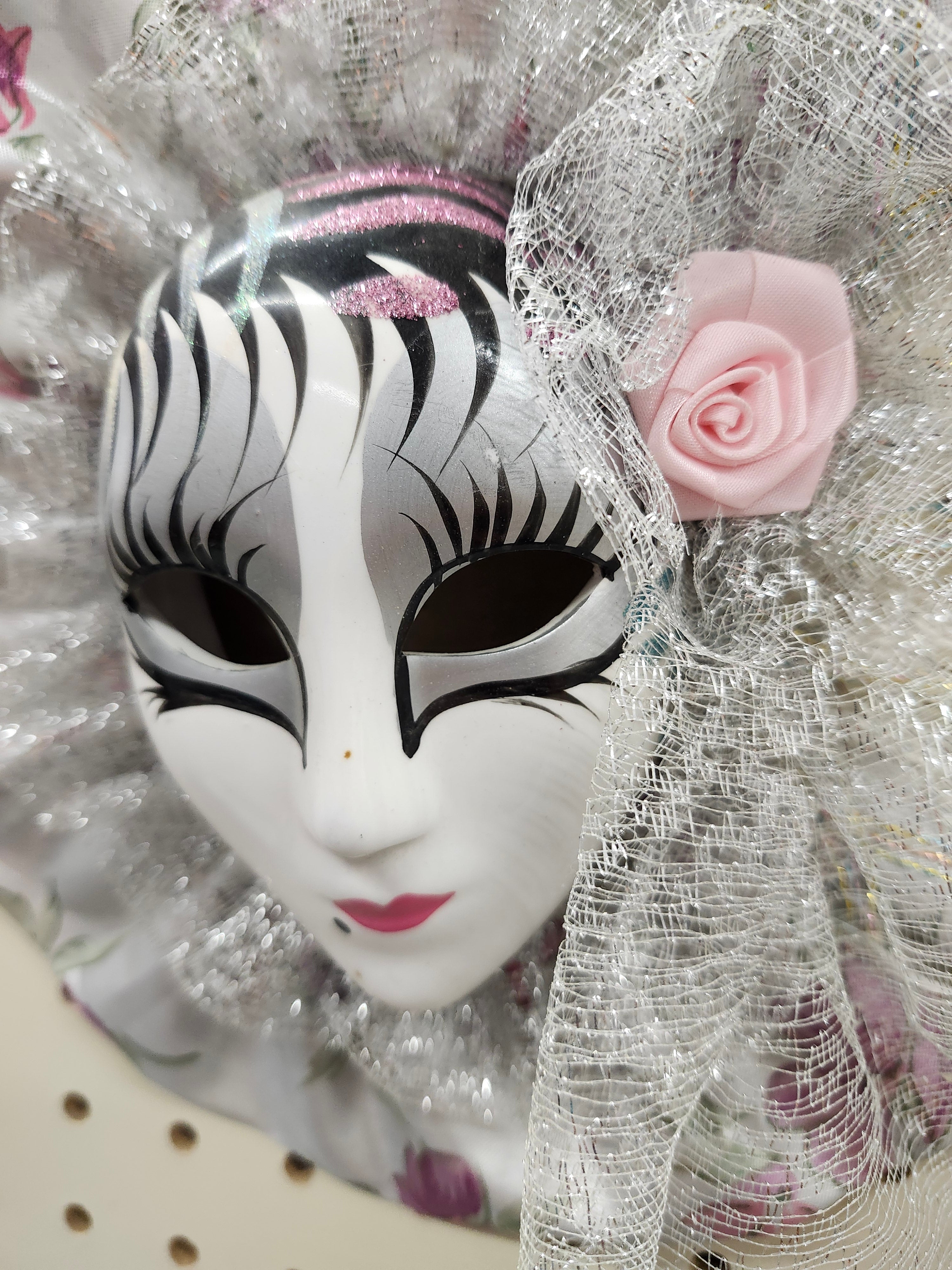 Wall art mask