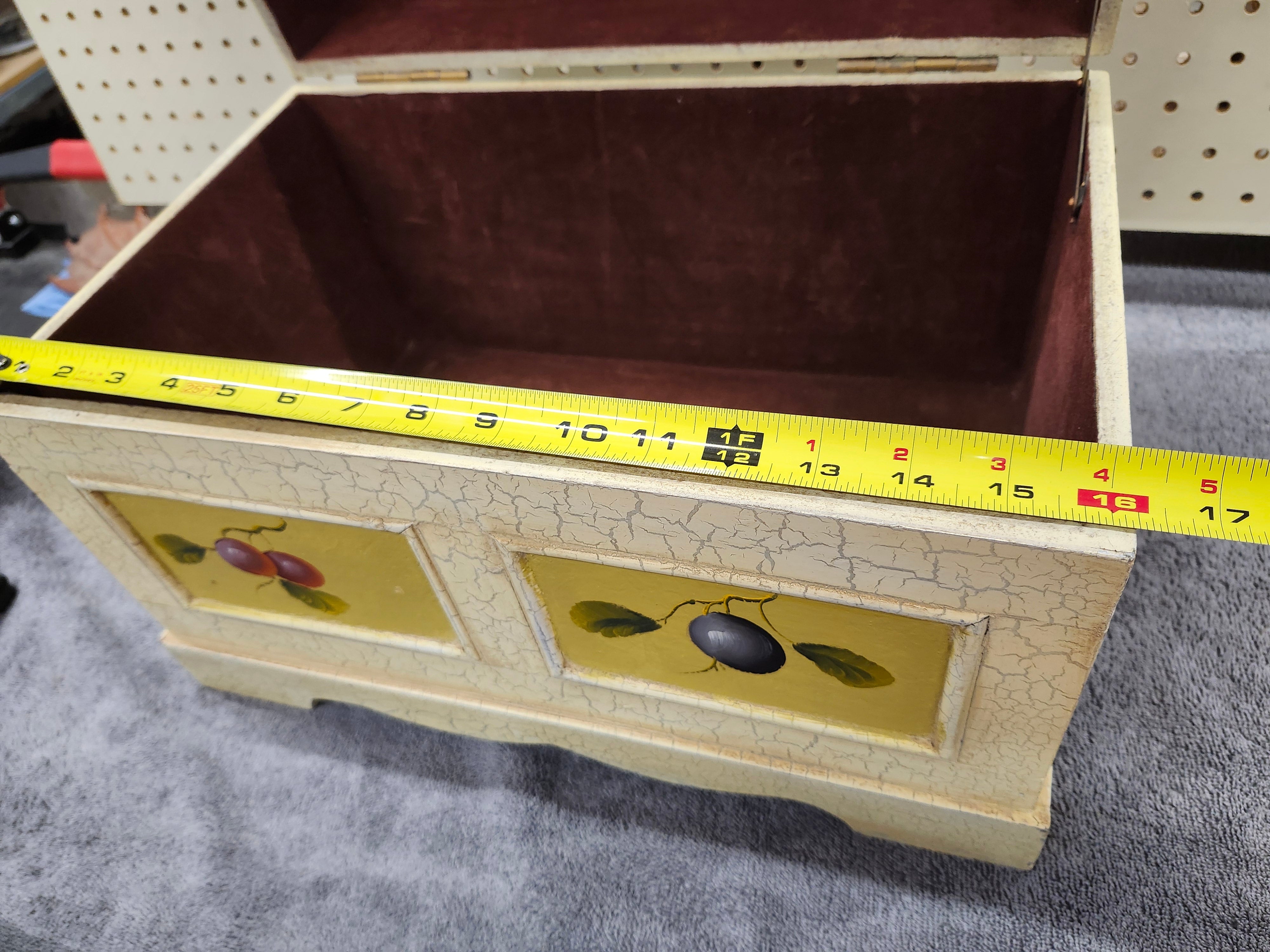 Wood chest