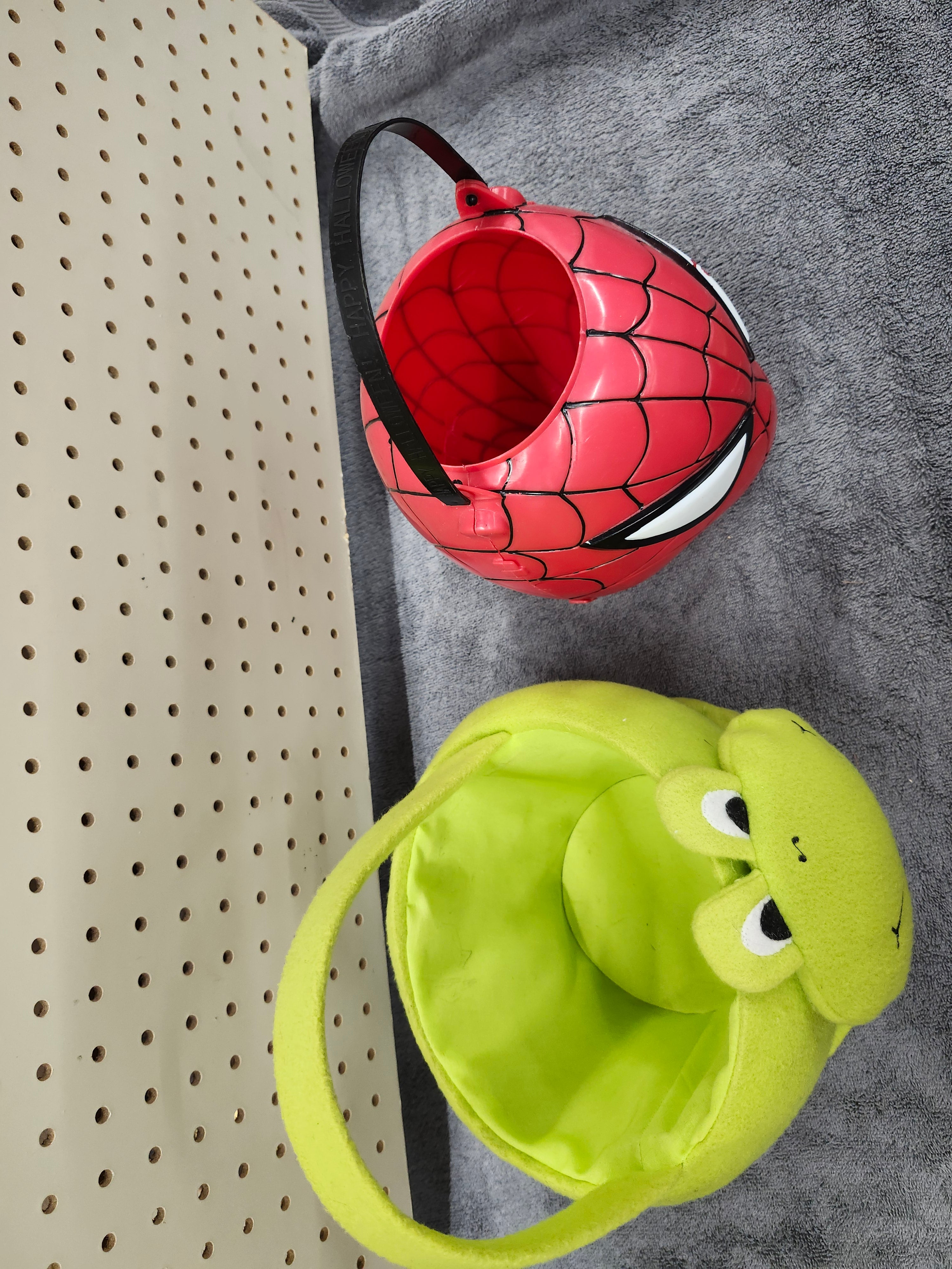 Halloween trick or treat baskets