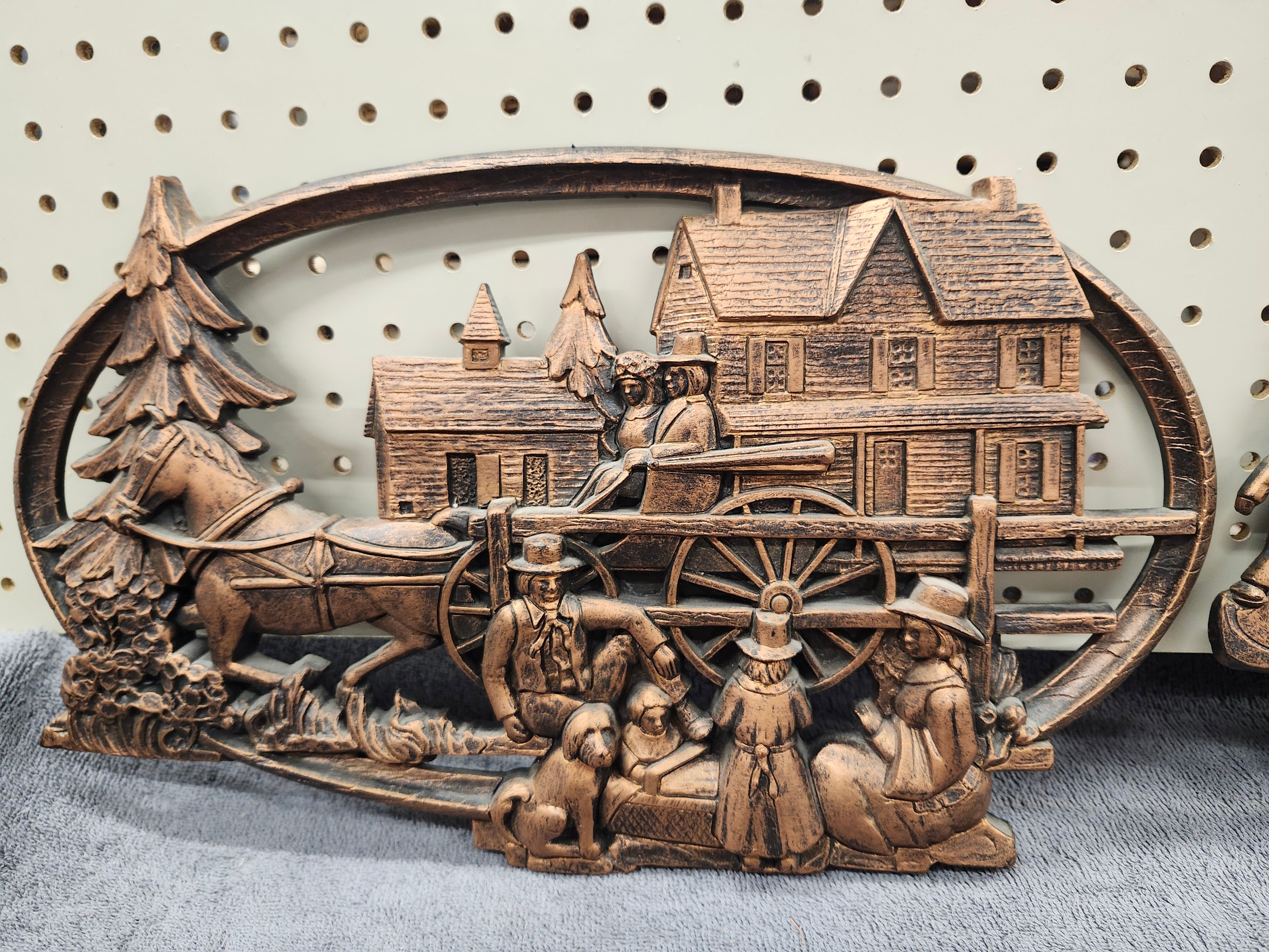 X2 plastic wall decor