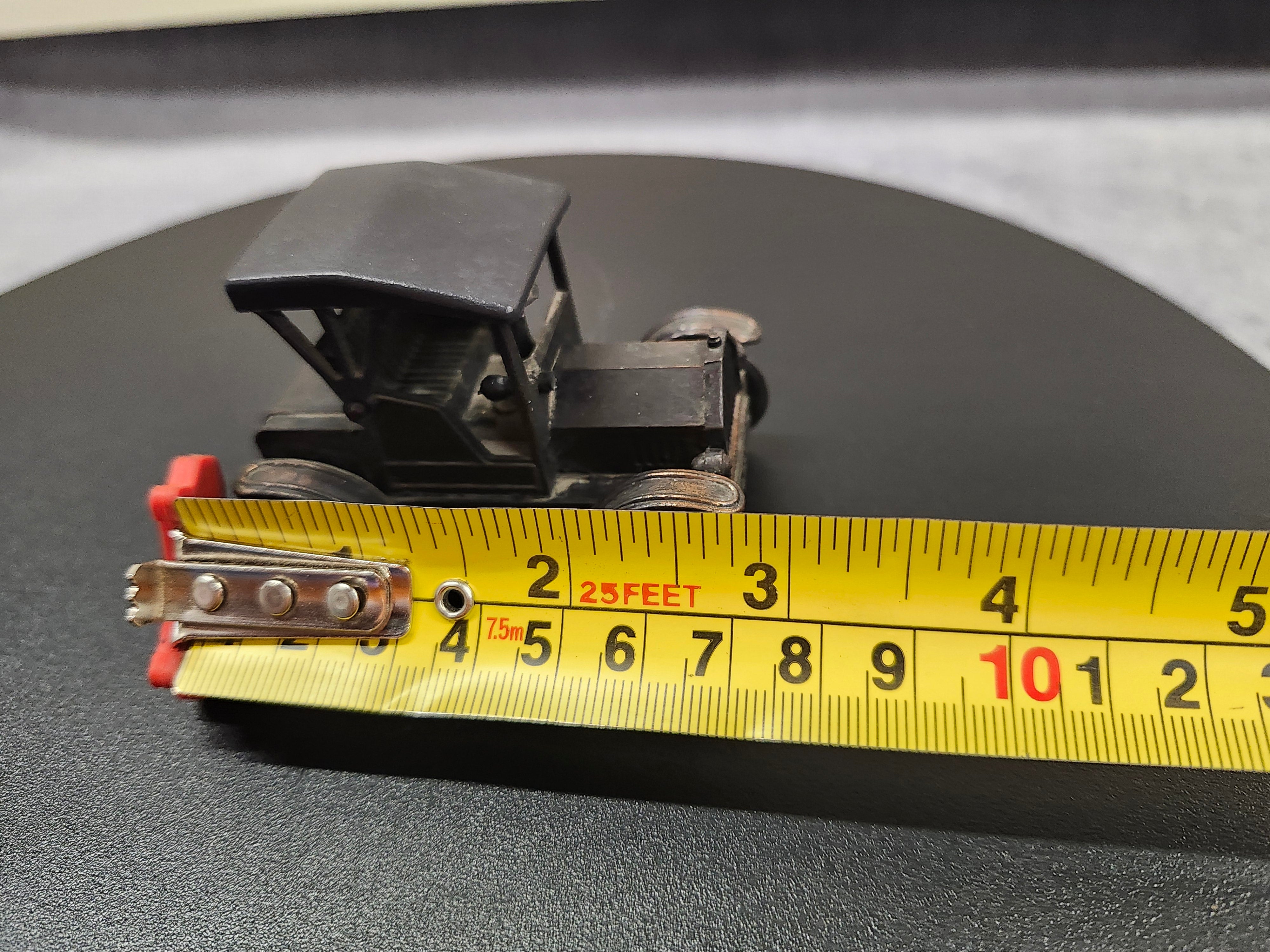 Car pencil sharpener- metal