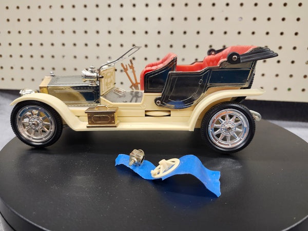 Collectable car / radio