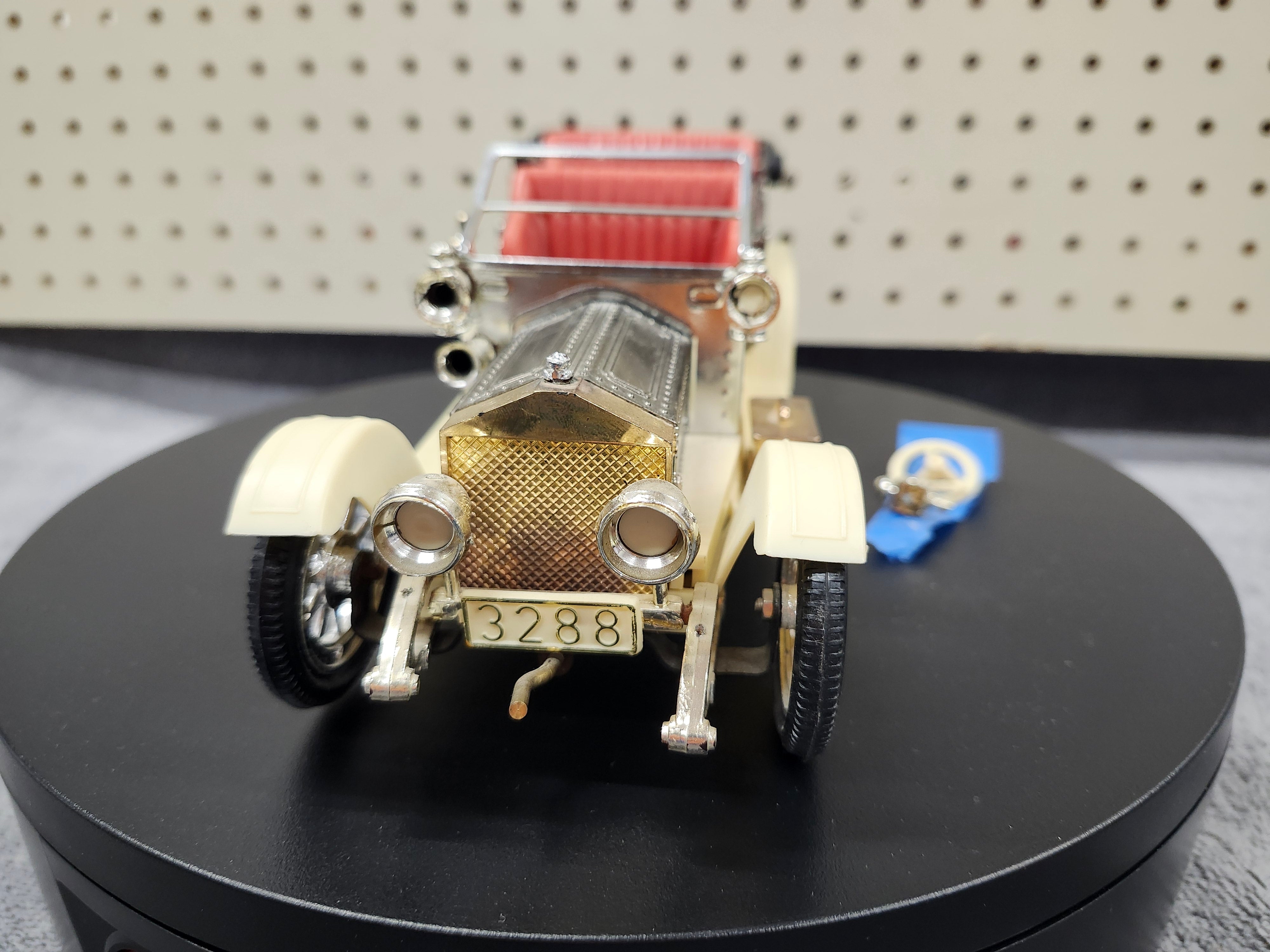 Collectable car / radio