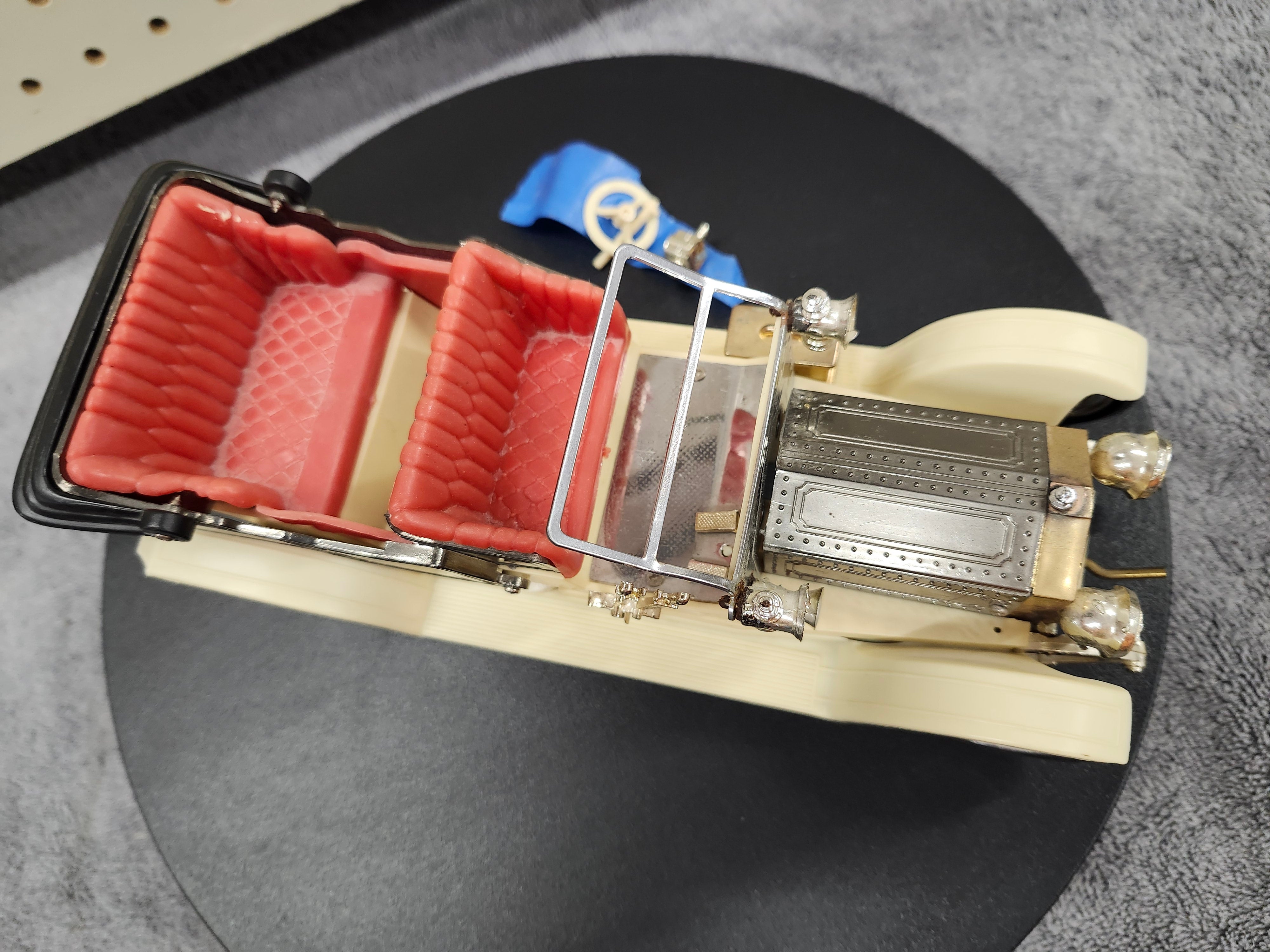 Collectable car / radio