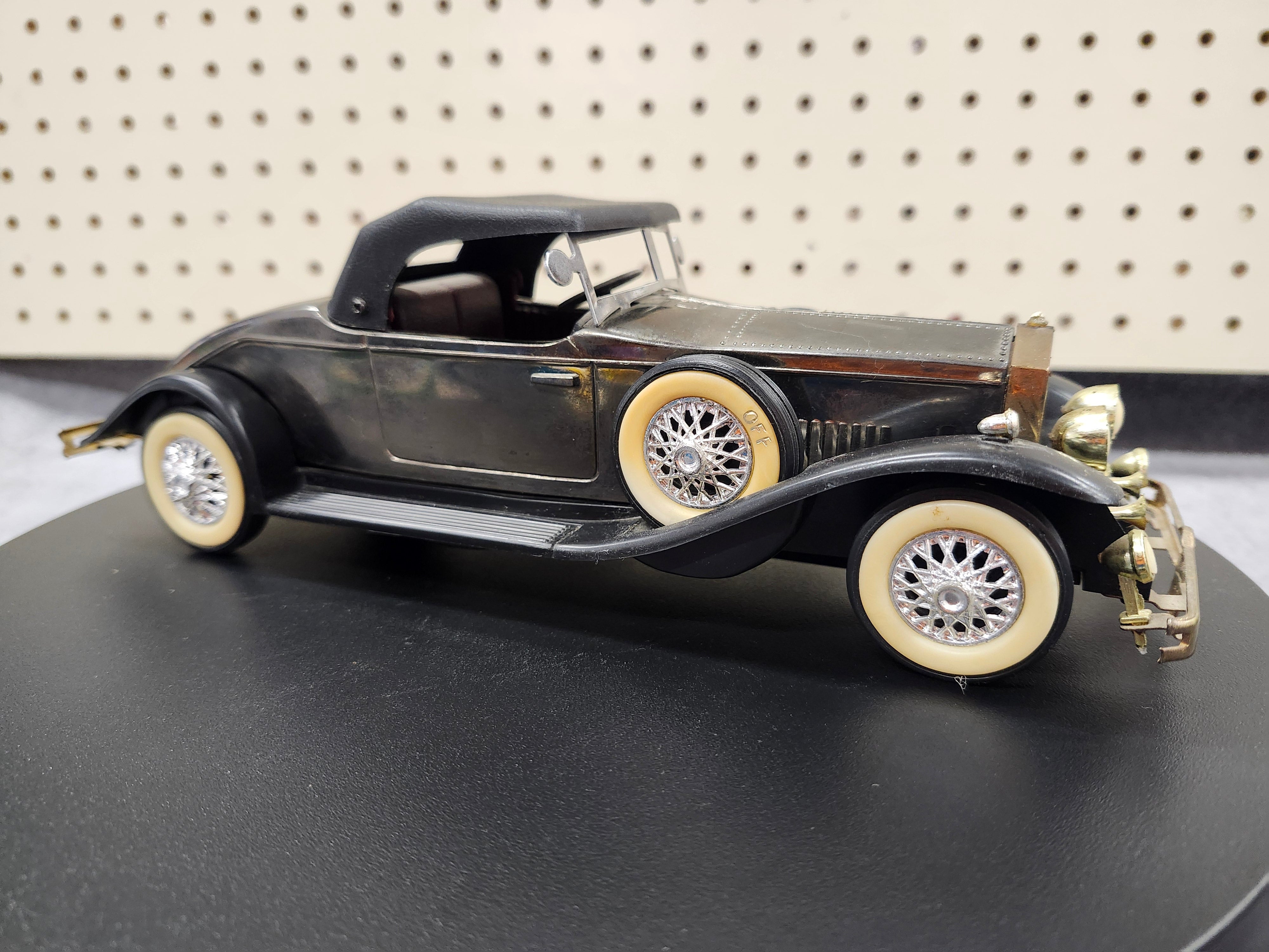 Collectable car/ Radio