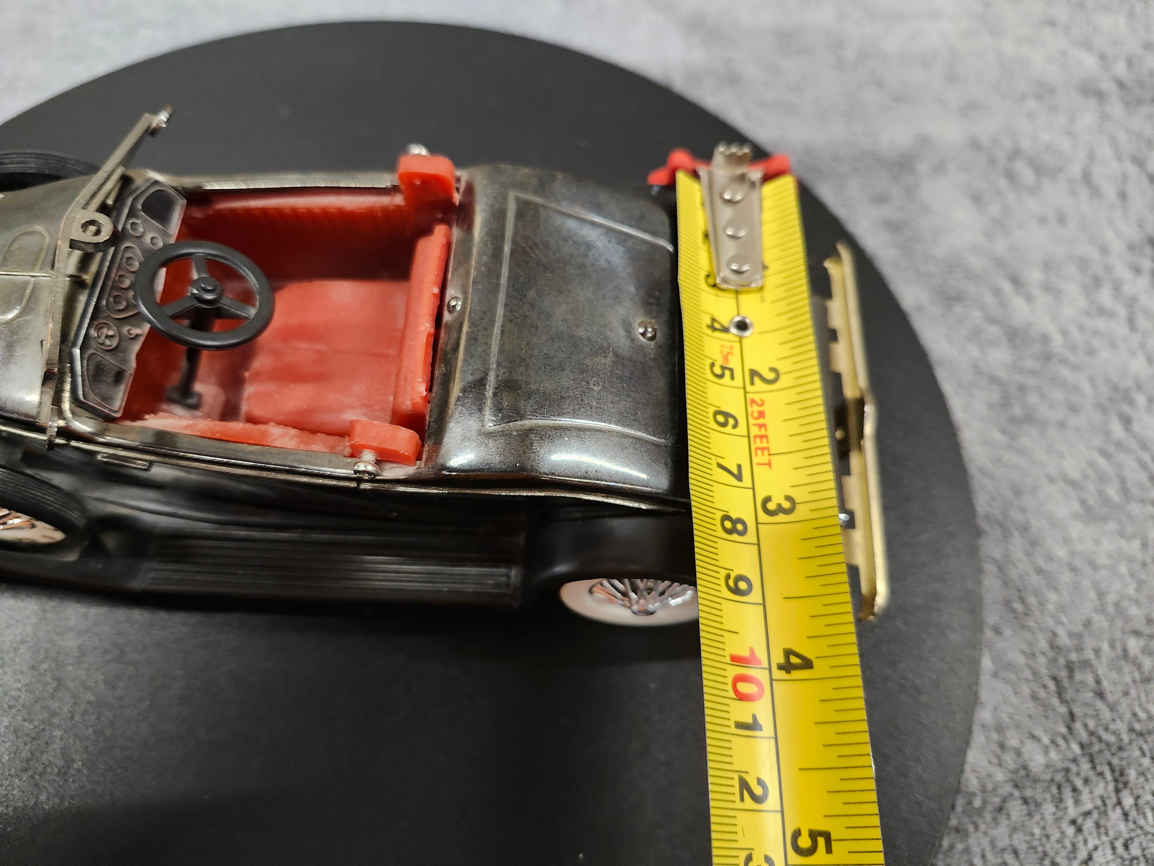 Collectable car / Radio