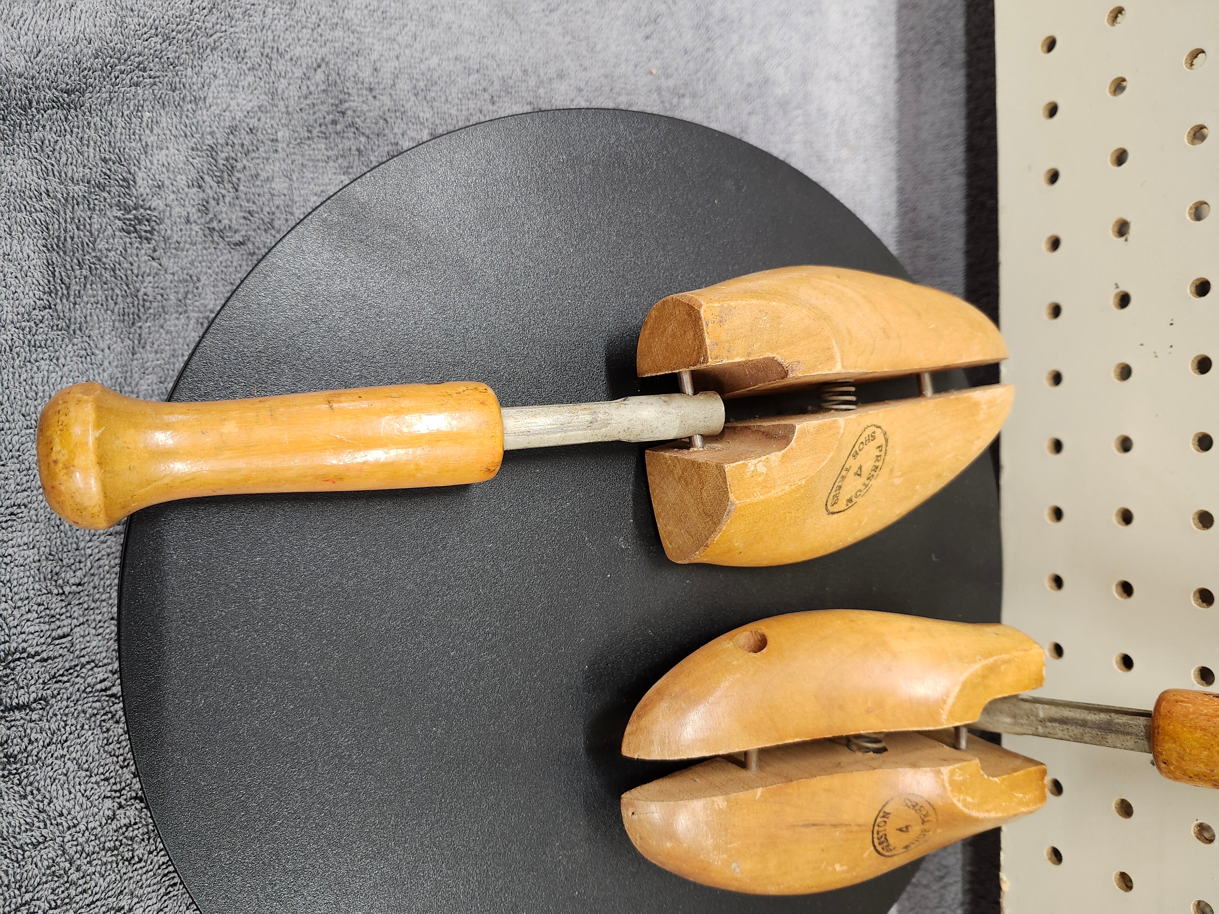 Wood shoe stretchers